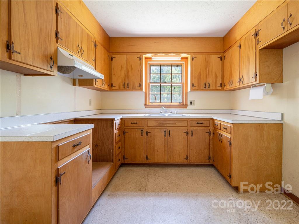 99999 Merrills Cove Road #1 & 3 — Asheville