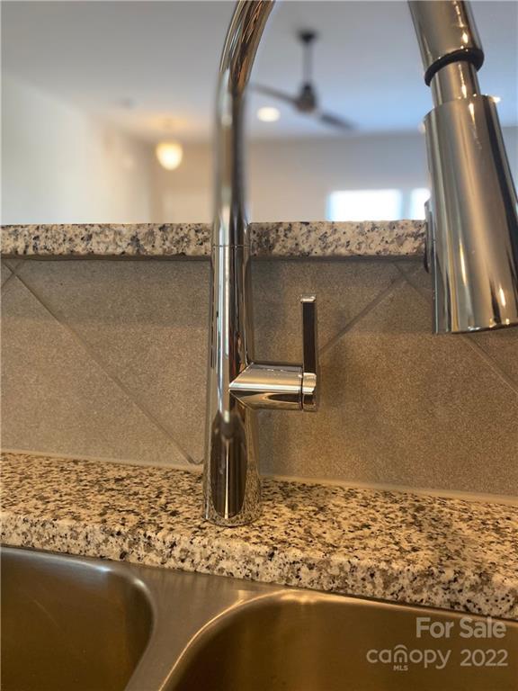 527 Smokehouse Lane — Albemarle