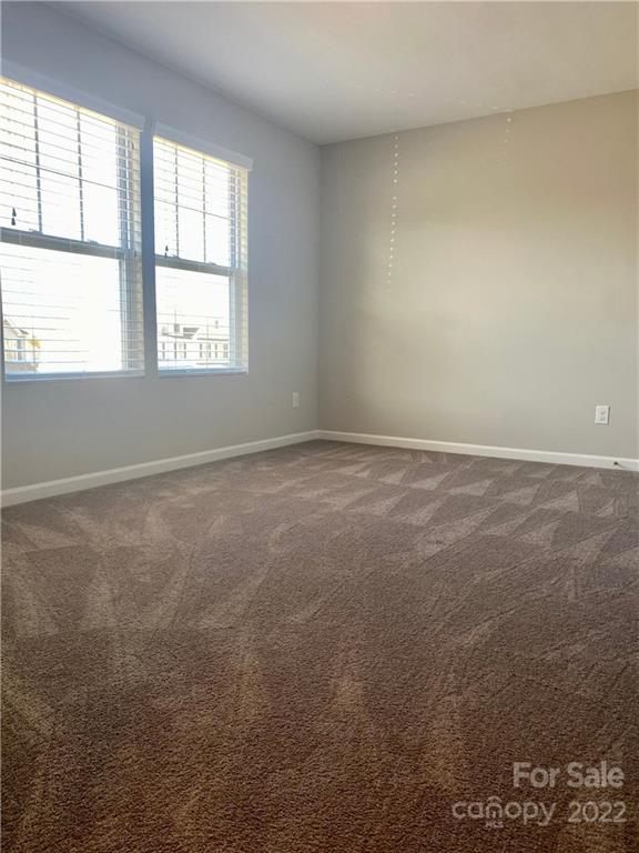527 Smokehouse Lane — Albemarle