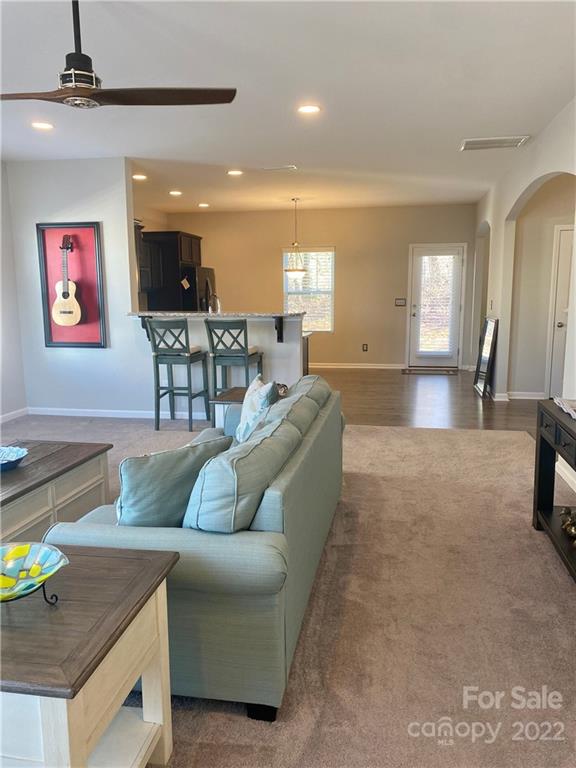 527 Smokehouse Lane — Albemarle
