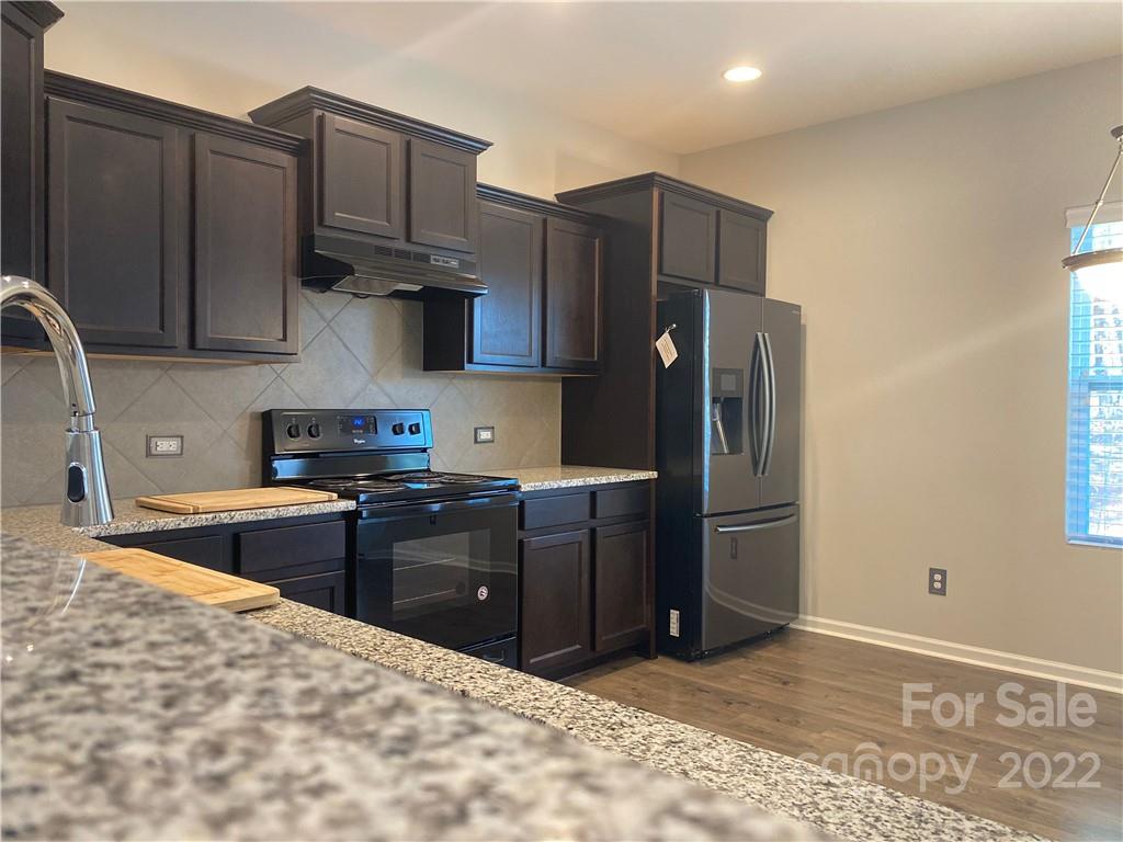 527 Smokehouse Lane — Albemarle