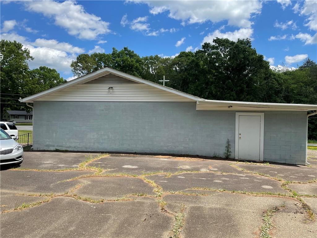 3391 Briarwood Drive — Maiden