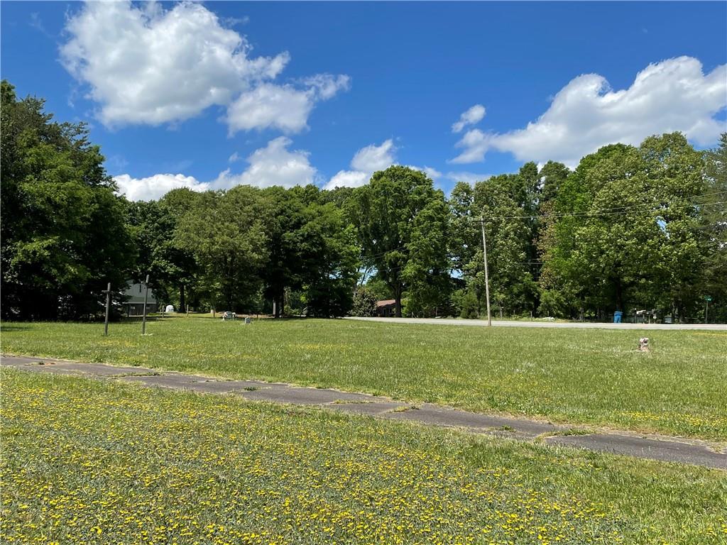3391 Briarwood Drive — Maiden