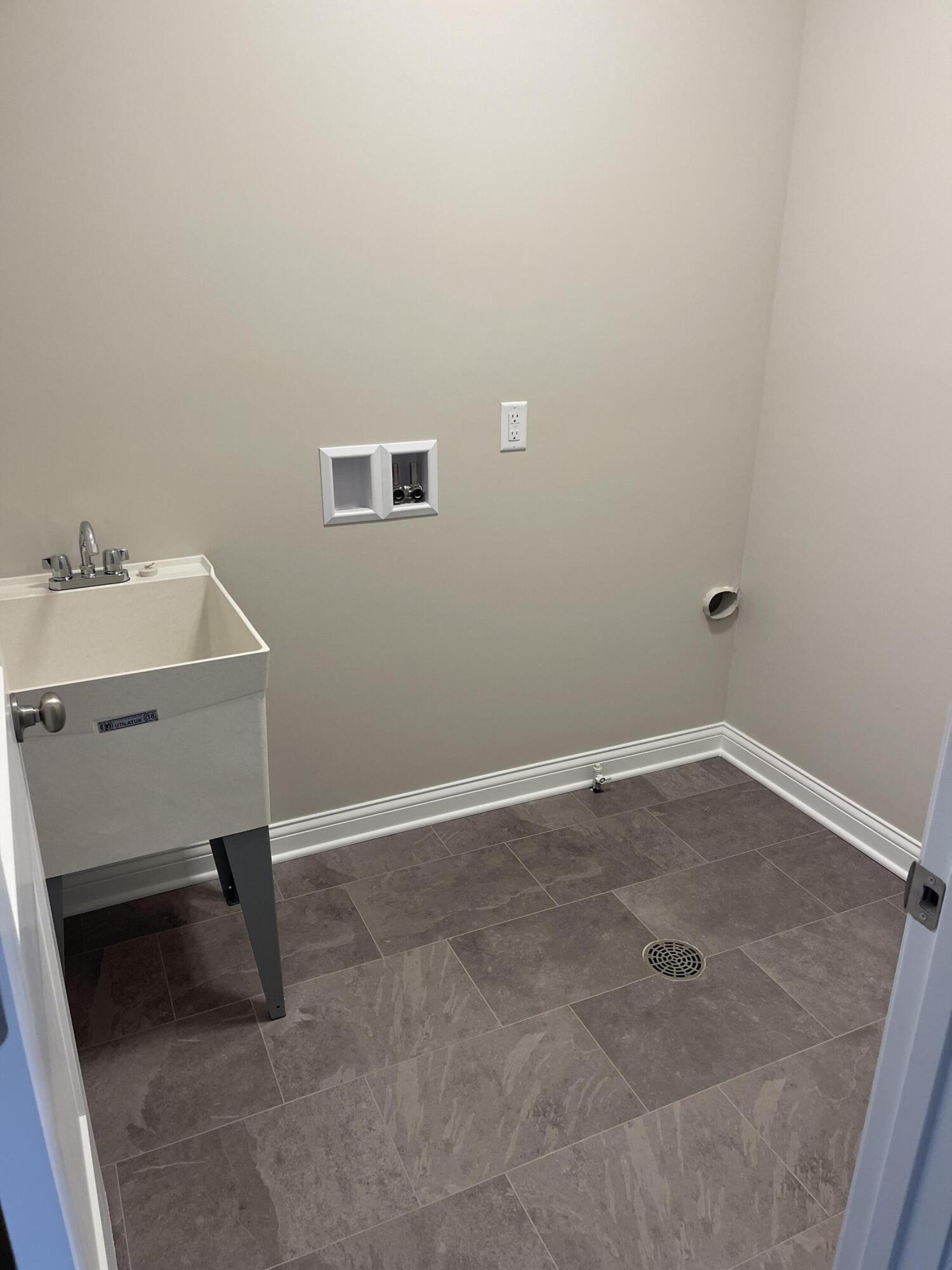 930 Penny Court, Hobart, IN 46342; Image #29