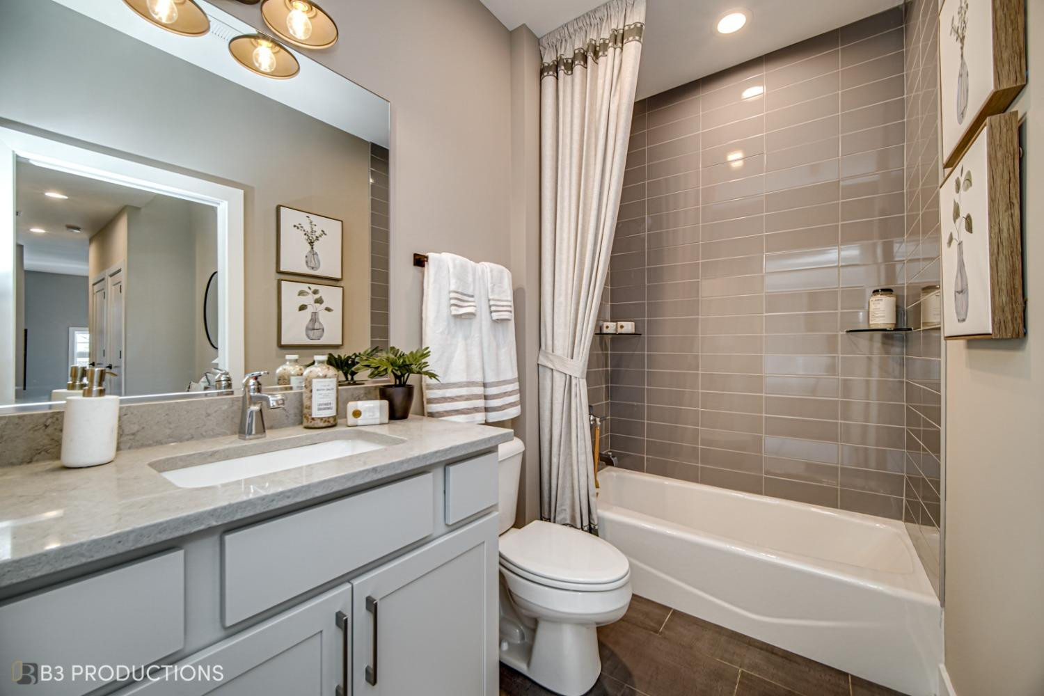 105 Valparaiso Street, Valparaiso, IN 46383; Image #16
