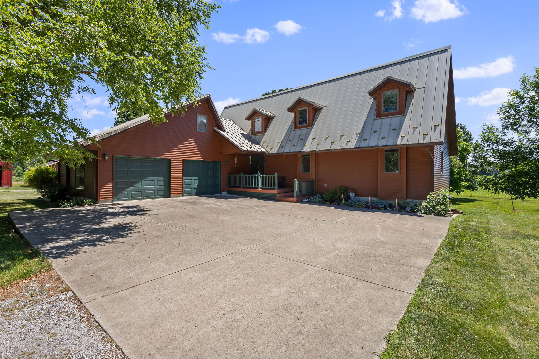 112 E 900 N, La Porte, IN 46350; Image #2