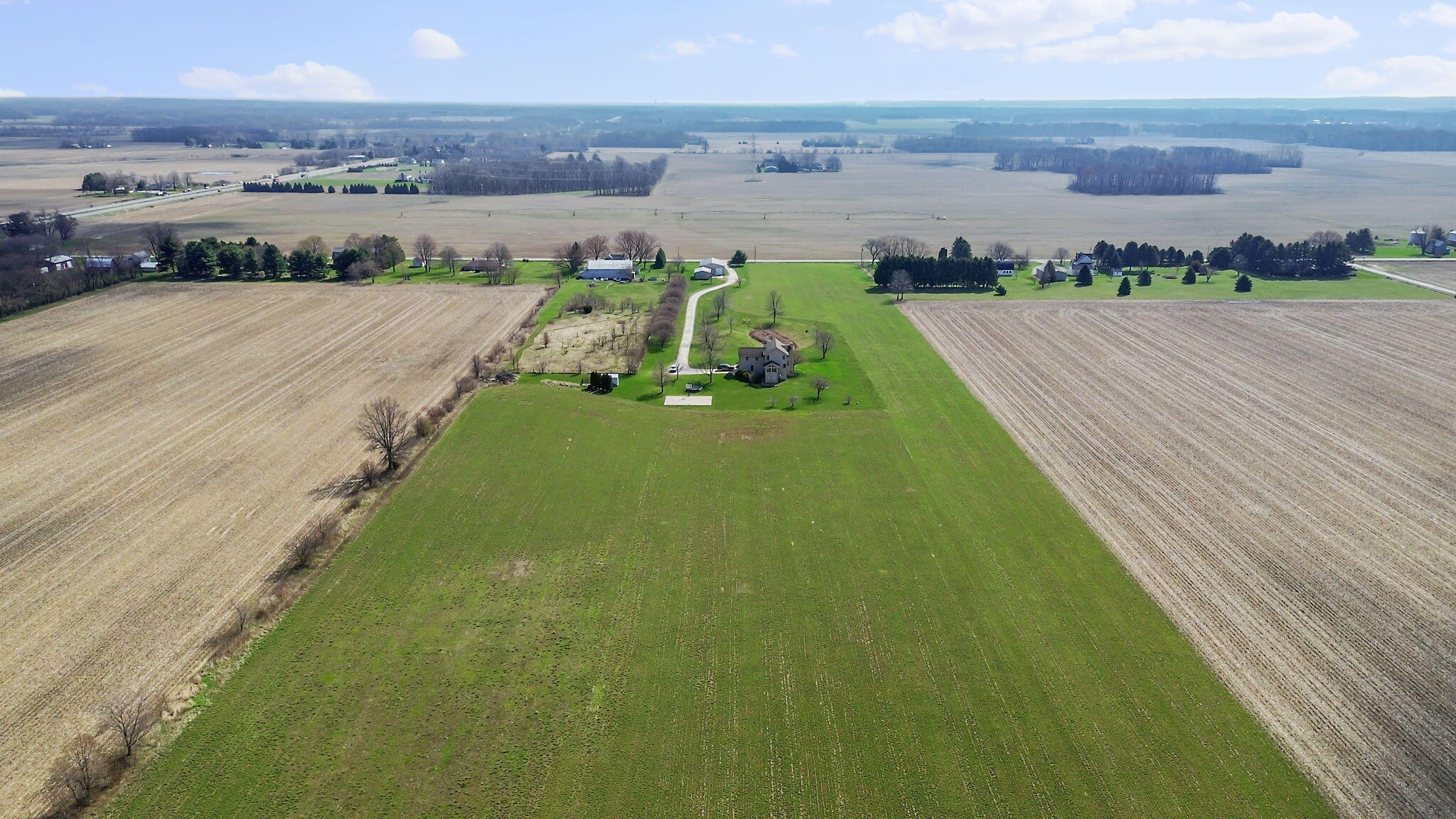 56803 Tulip Road, New Carlisle, IN 46552; Image #4