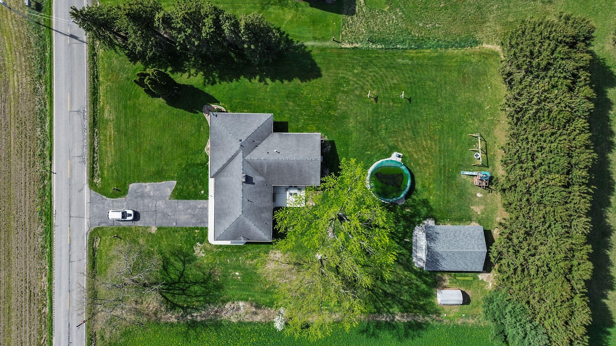 56915 Tulip Road, New Carlisle, IN 46552; Image #5