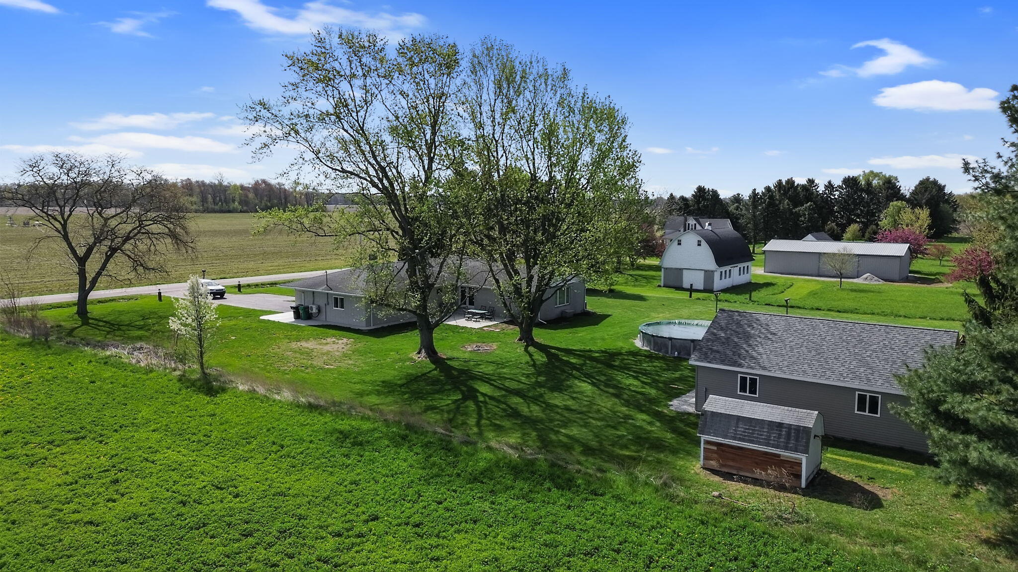56915 Tulip Road, New Carlisle, IN 46552; Image #9