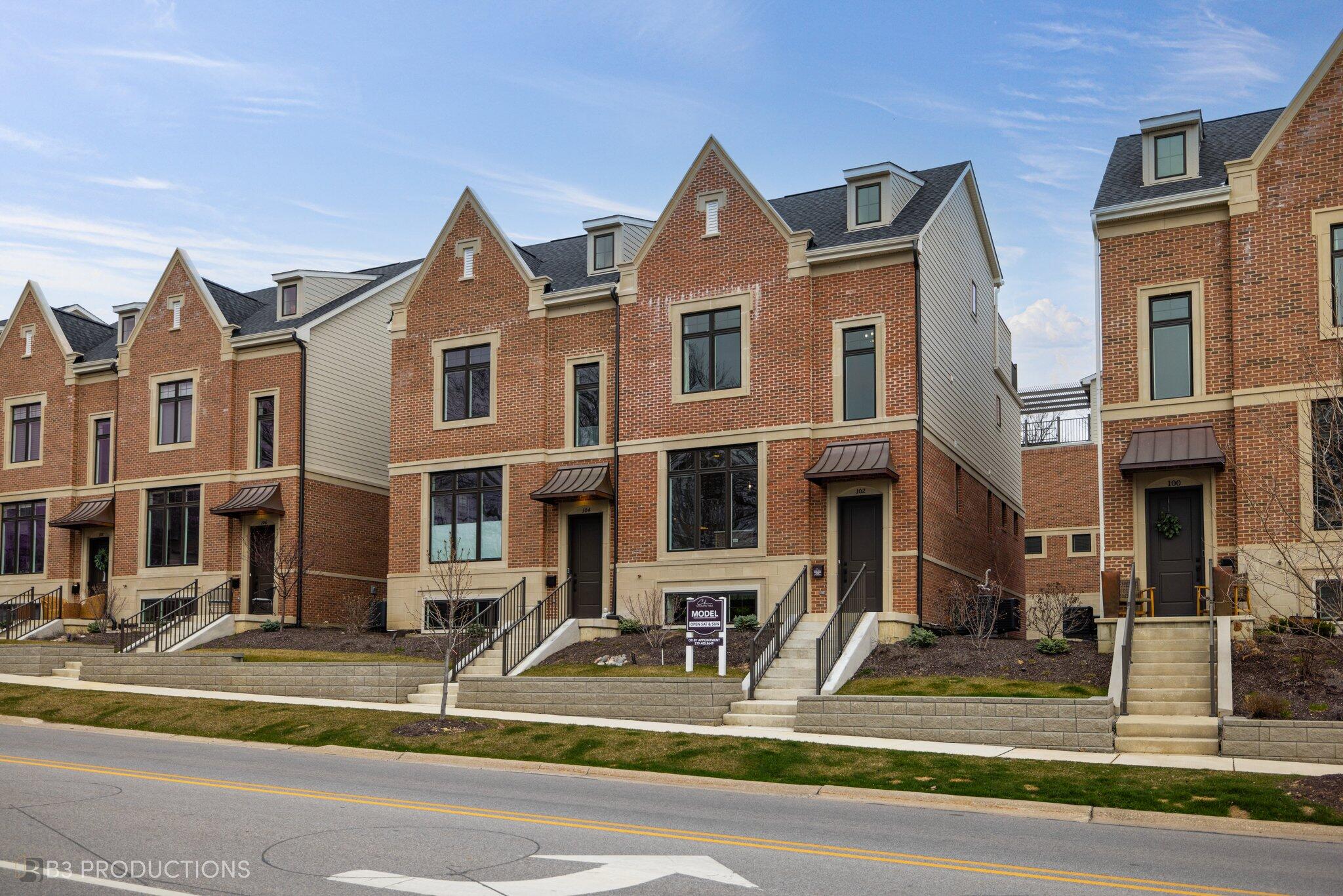 103 Valparaiso Street, Valparaiso, IN 46383; Image #2
