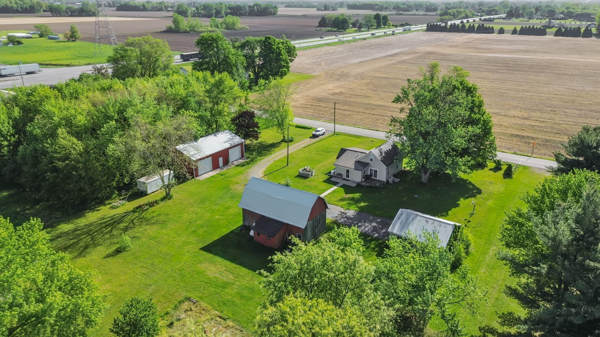 56611 Tulip Road, New Carlisle, IN 46552; Image #10