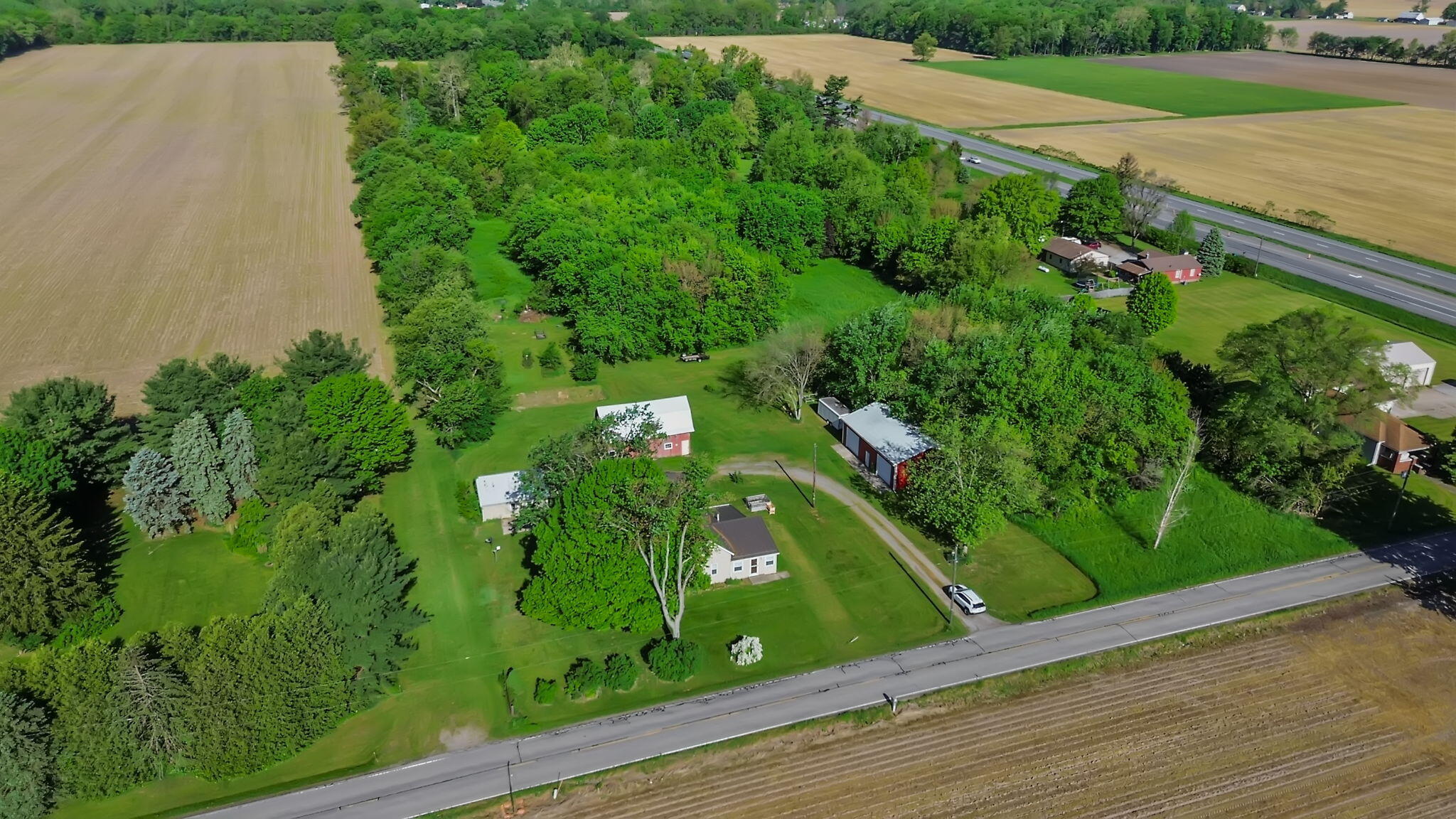 56611 Tulip Road, New Carlisle, IN 46552; Image #4