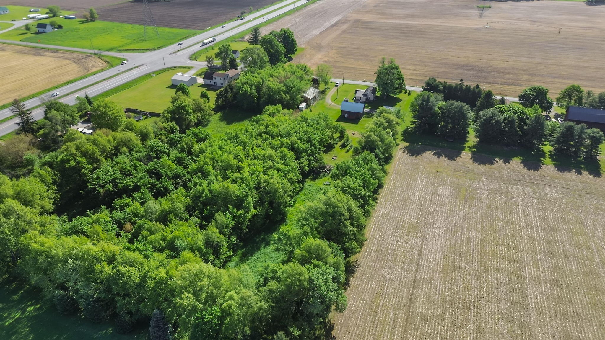 56611 Tulip Road, New Carlisle, IN 46552; Image #5