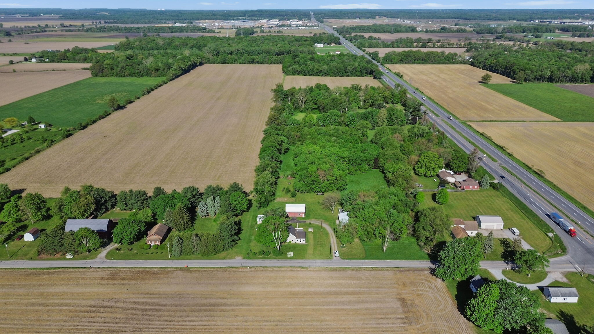 56611 Tulip Road, New Carlisle, IN 46552; Image #9
