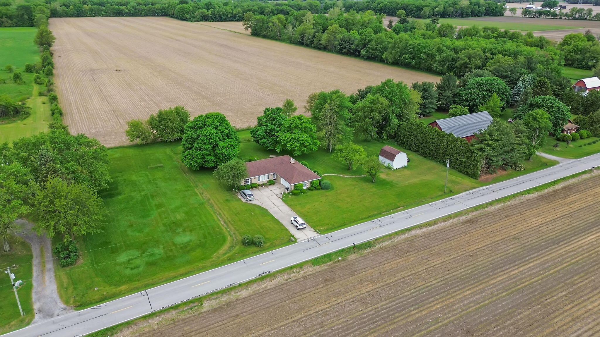 56729 Tulip Road, New Carlisle, IN 46552; Image #2