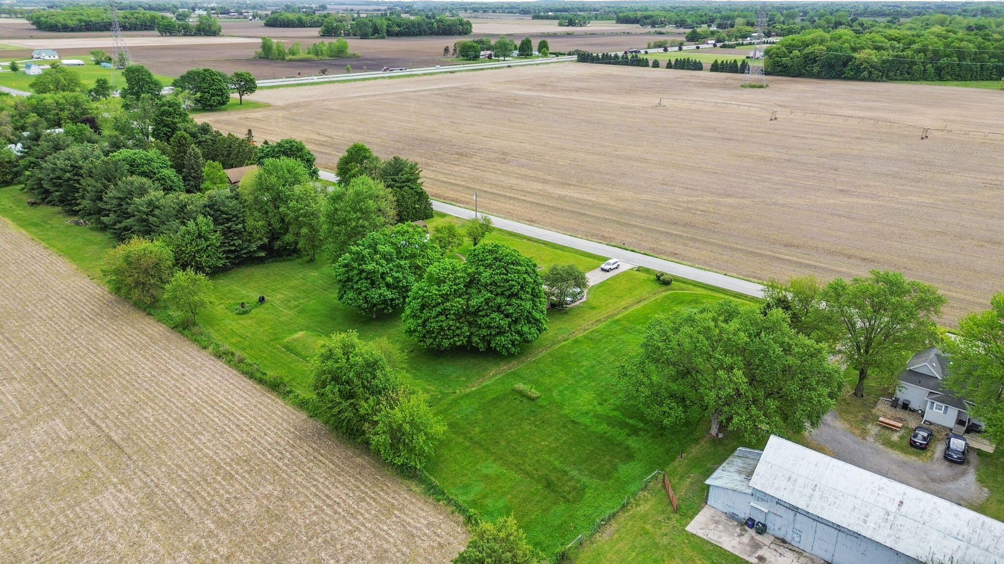56729 Tulip Road, New Carlisle, IN 46552; Image #3