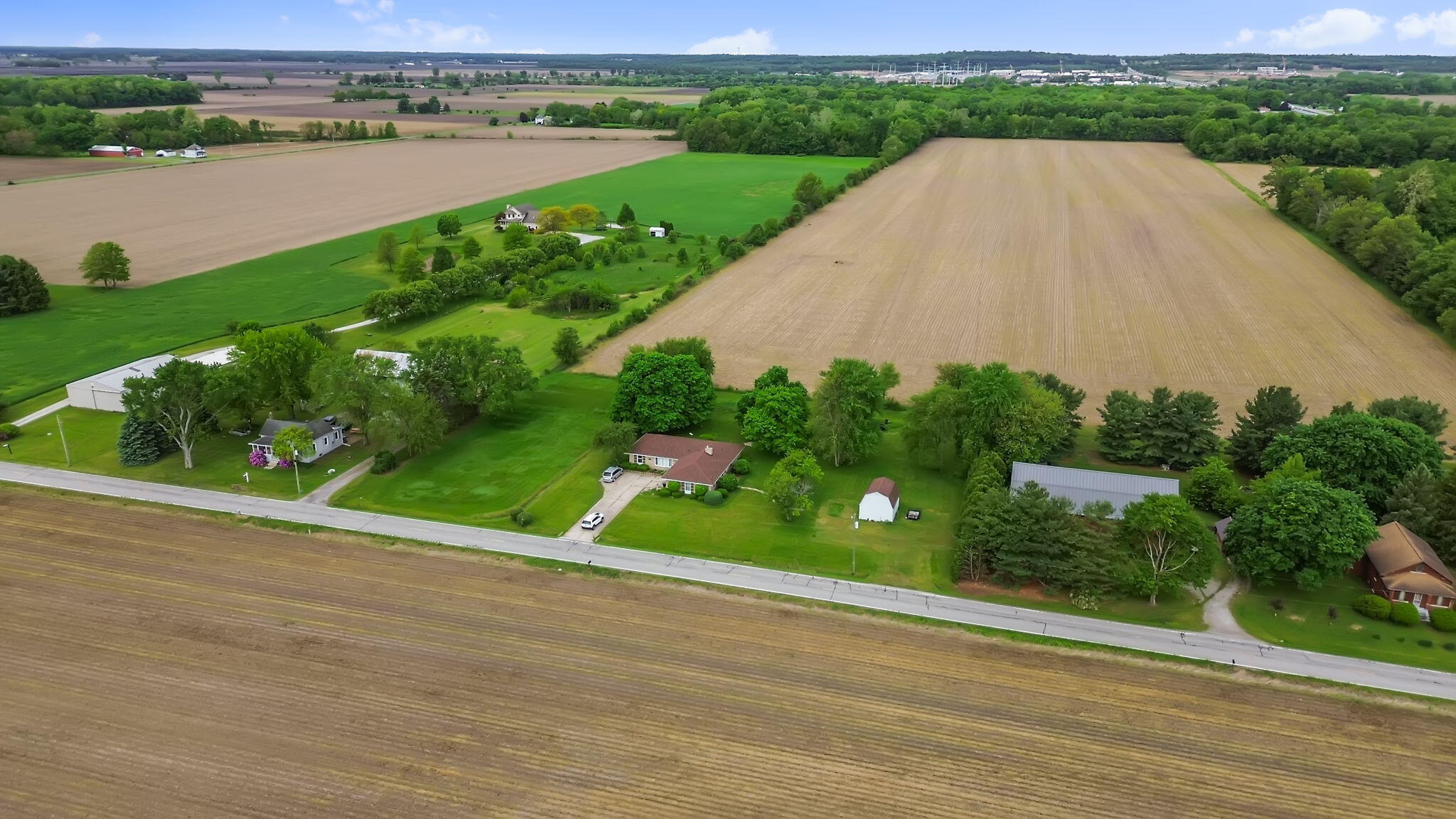 56729 Tulip Road, New Carlisle, IN 46552; Image #9