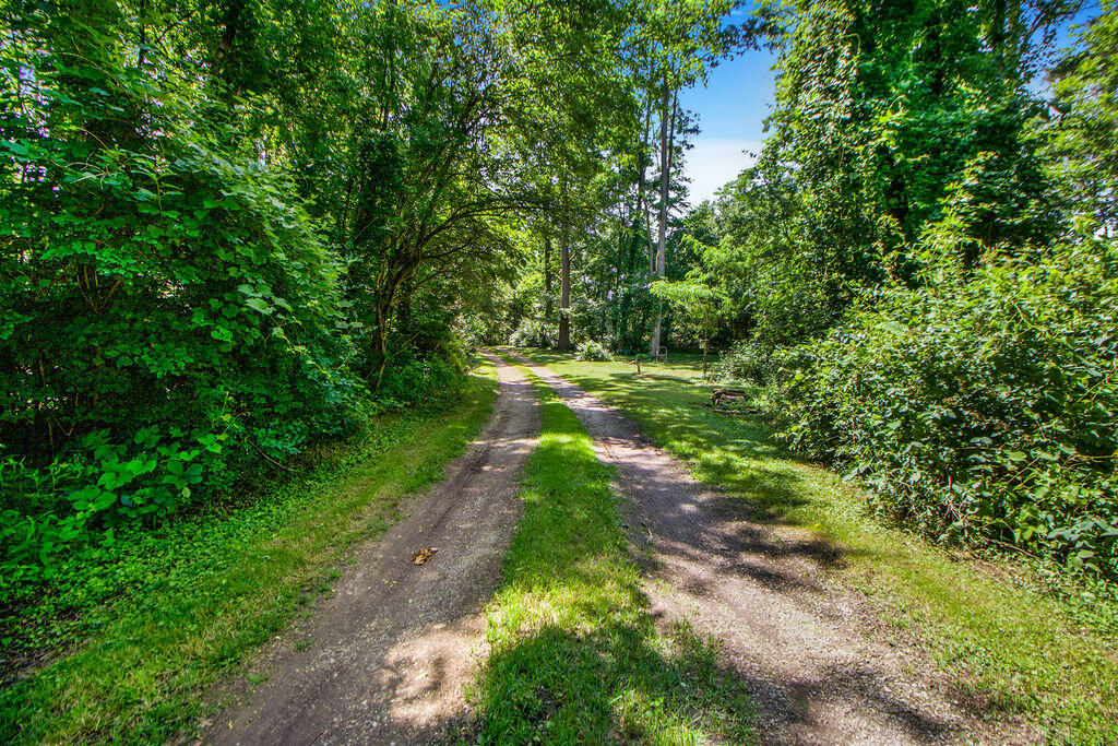 536 W Us Hwy 30, Valparaiso, IN 46385; Image #12