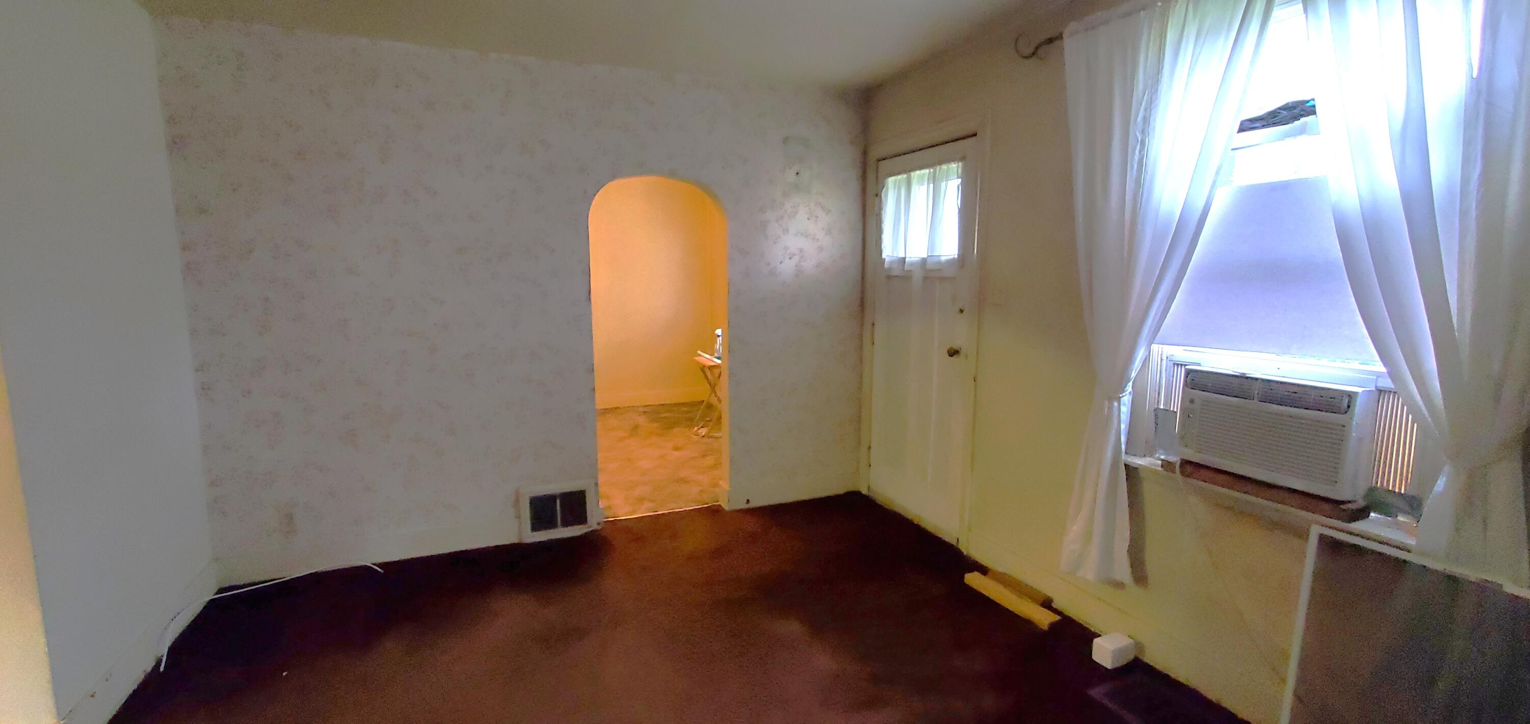 10010 Kennedy Avenue, Highland, IN 46322; Image #6