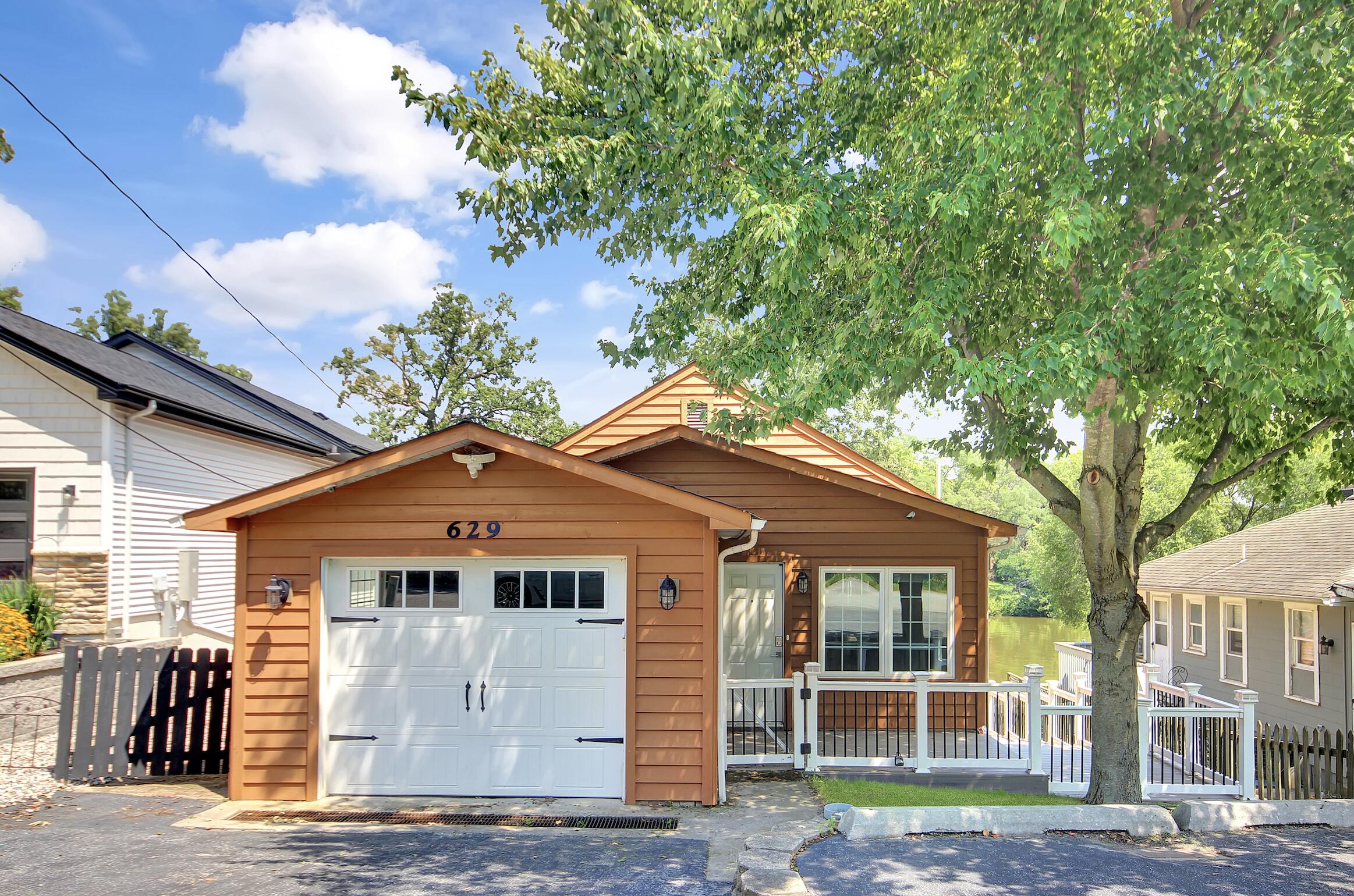 629 S Lakeview Drive, Lowell, IN 46356; Image #4