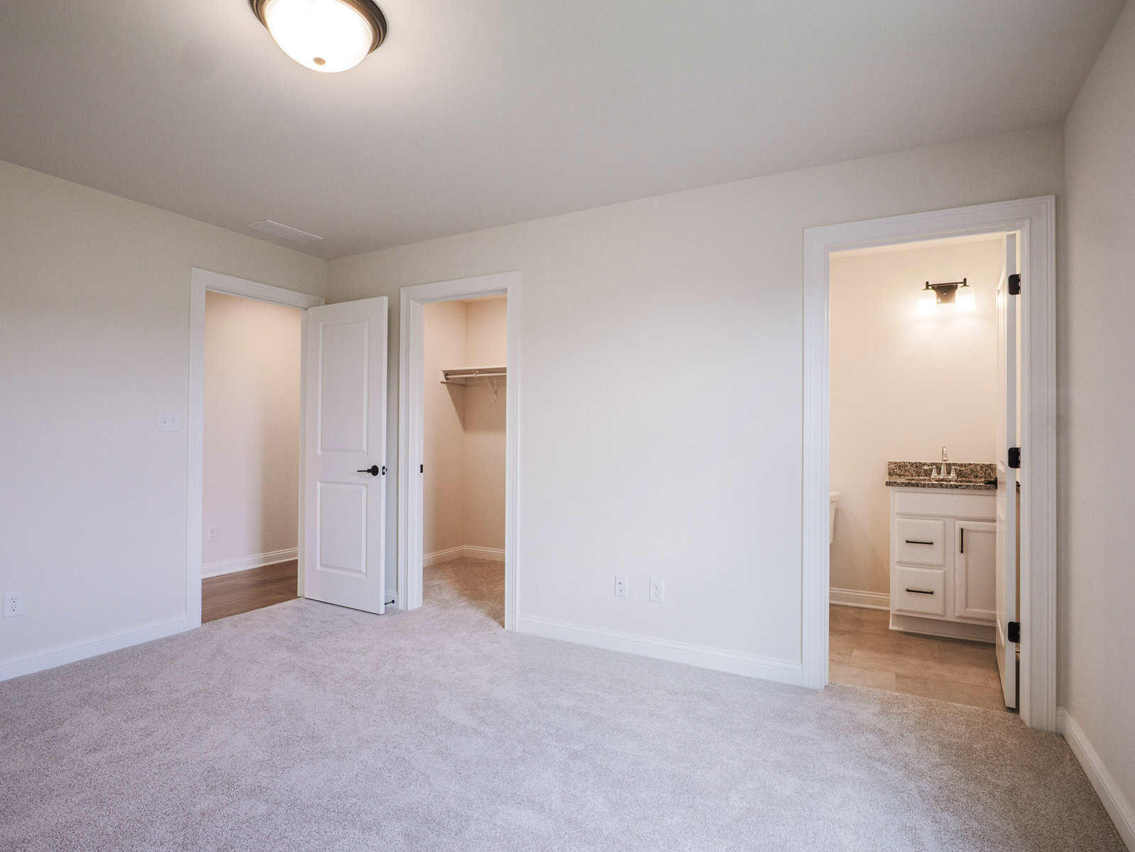 1855 Trailbrook Drive, Valparaiso, IN 46385; Image #24