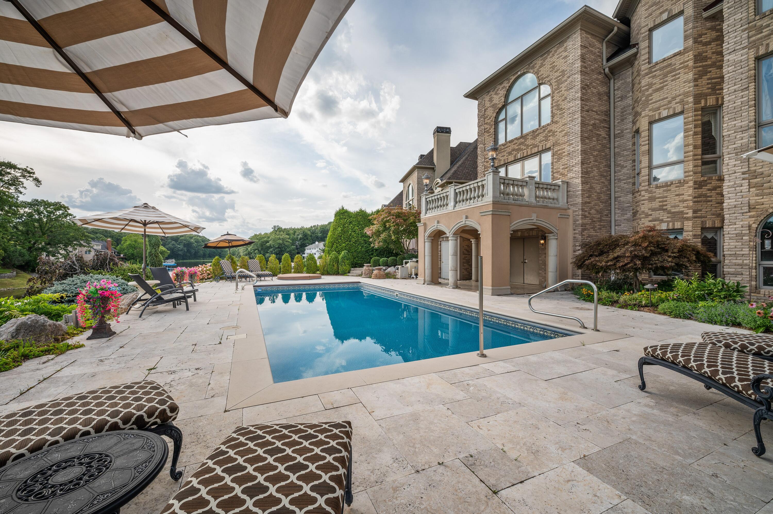 459 Surrey Hill Lane, Valparaiso, IN 46385; Image #77