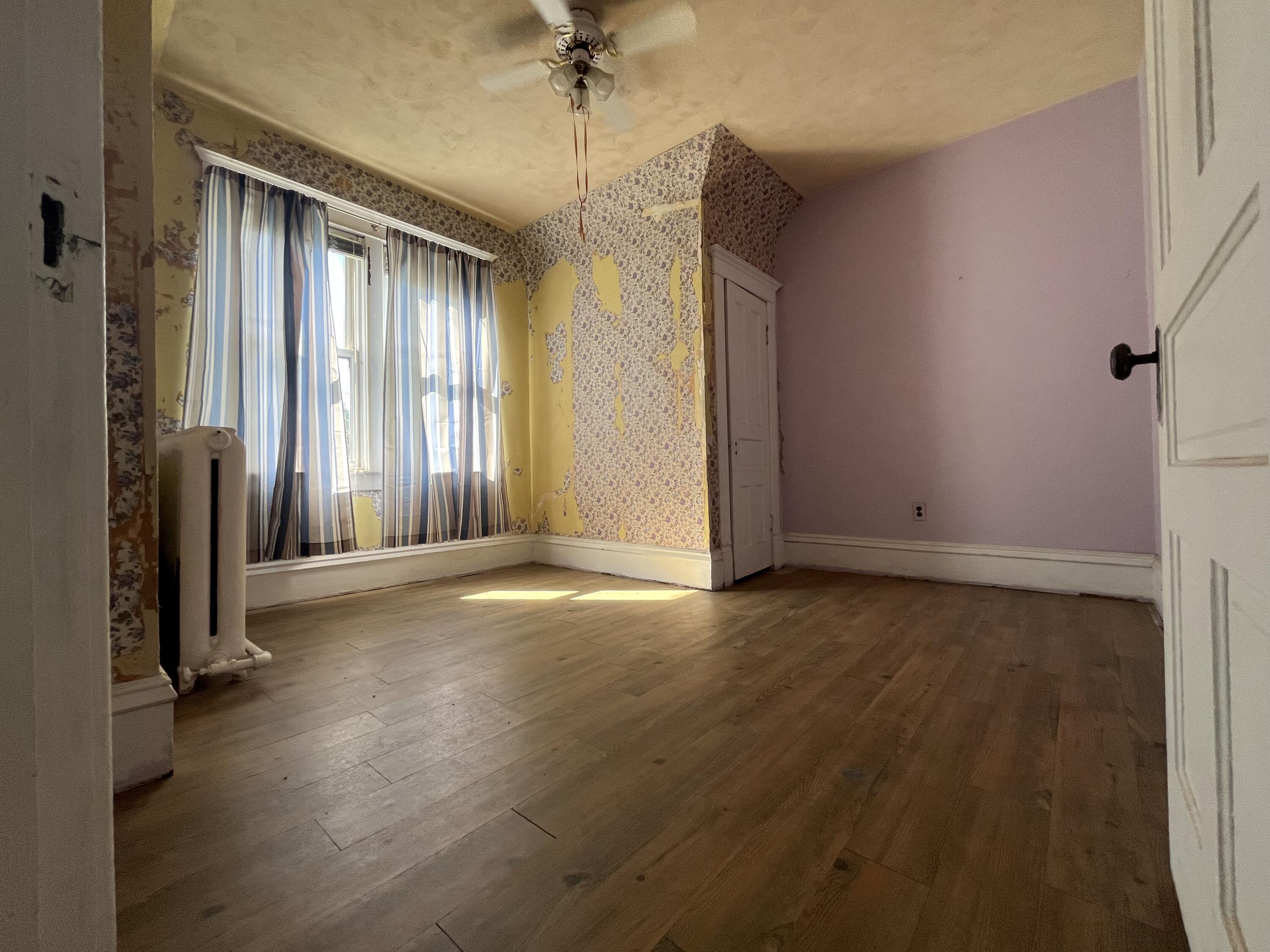 484 Grove Avenue, Valparaiso, IN 46385; Image #17