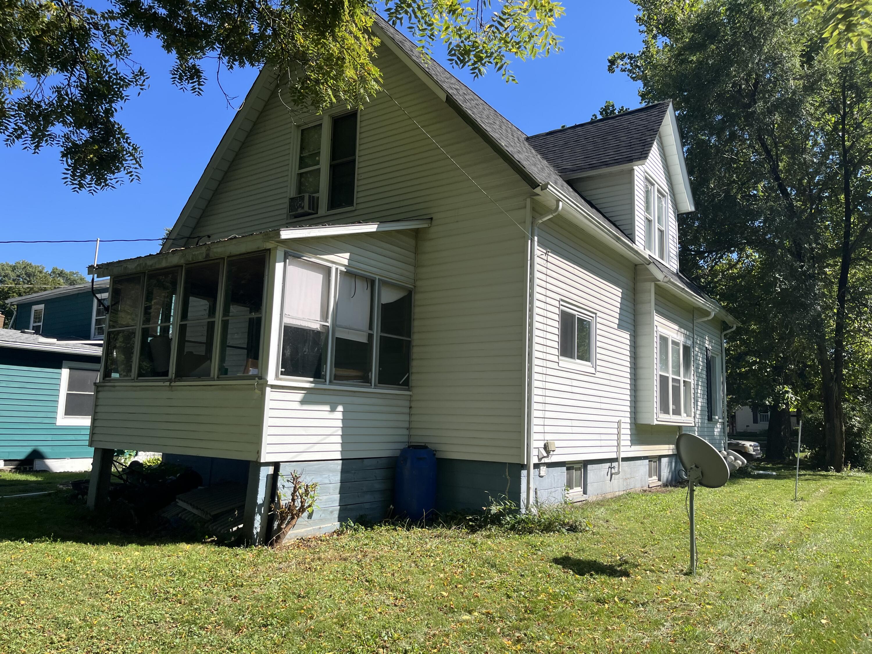 484 Grove Avenue, Valparaiso, IN 46385; Image #24