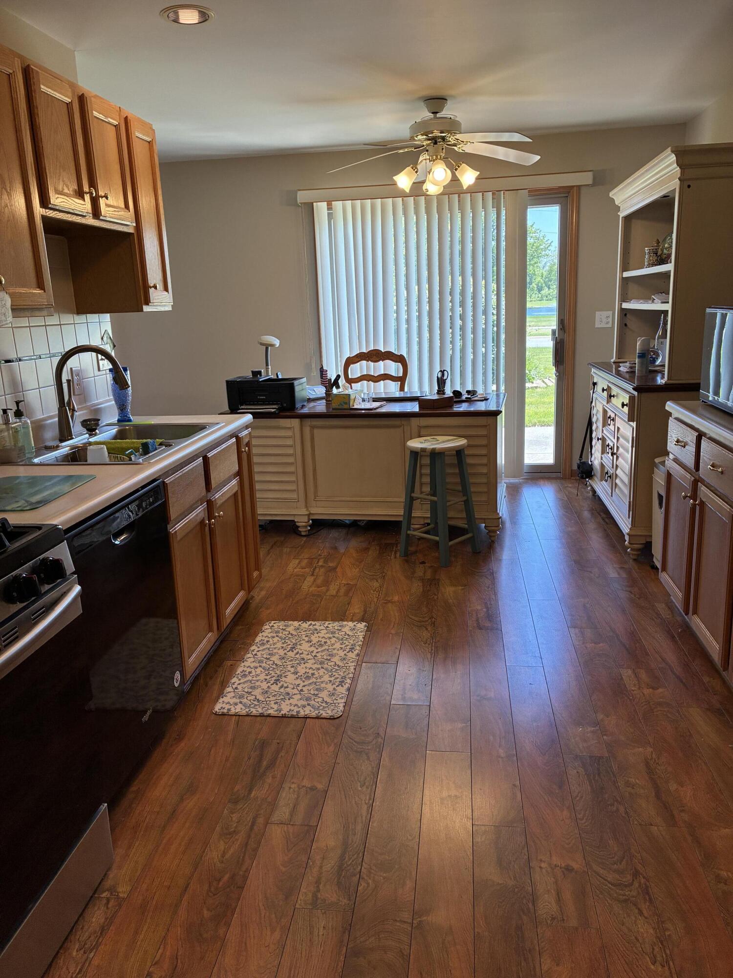 523 Hidden Oak Drive, Hobart, IN 46342; Image #9