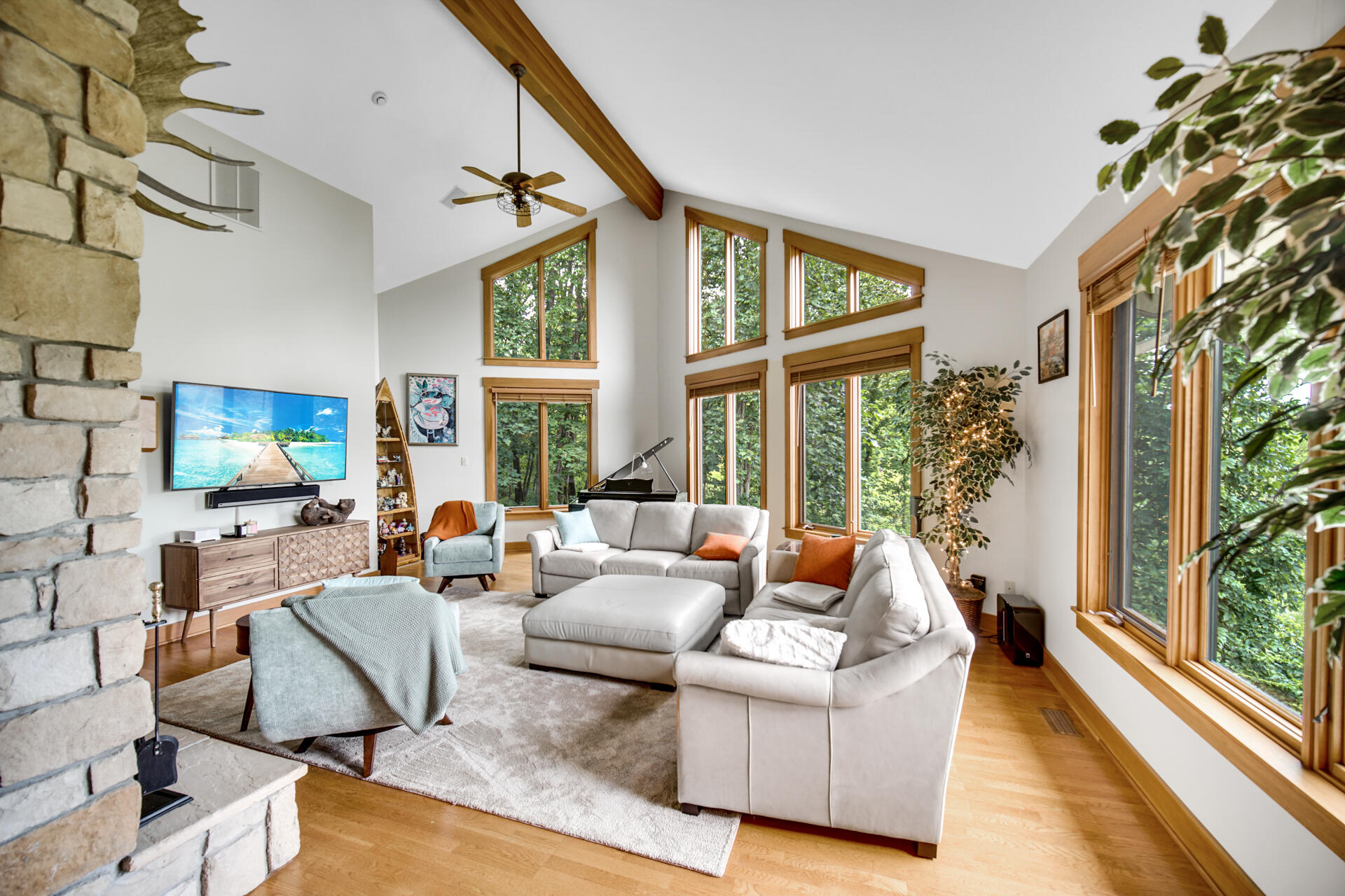 54 Braemar Drive, Valparaiso, IN 46385; Image #12