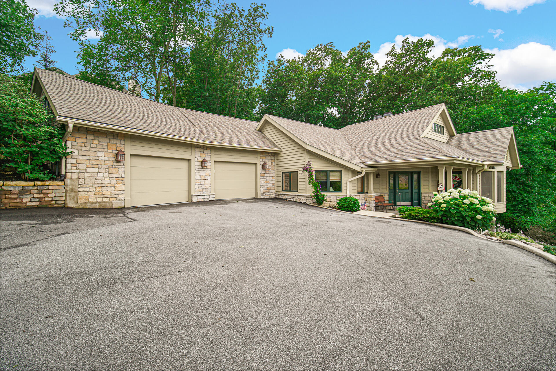 54 Braemar Drive, Valparaiso, IN 46385; Image #2
