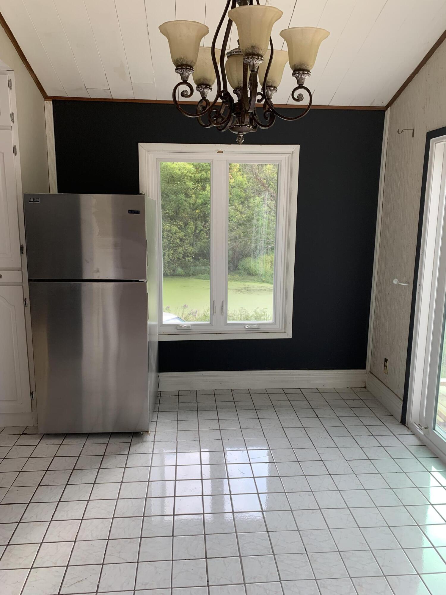 48 E Division Road, Valparaiso, IN 46383; Image #4