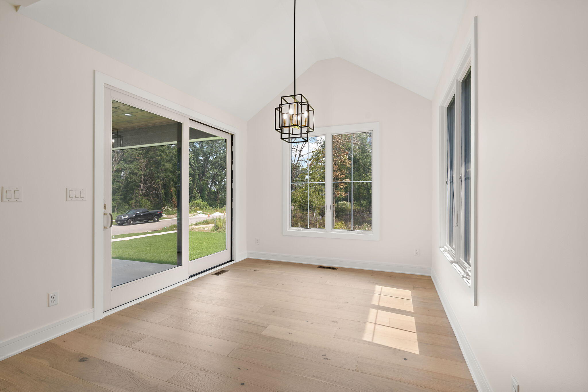 9541 Dunegrass Way, St. John, IN 46373; Image #21
