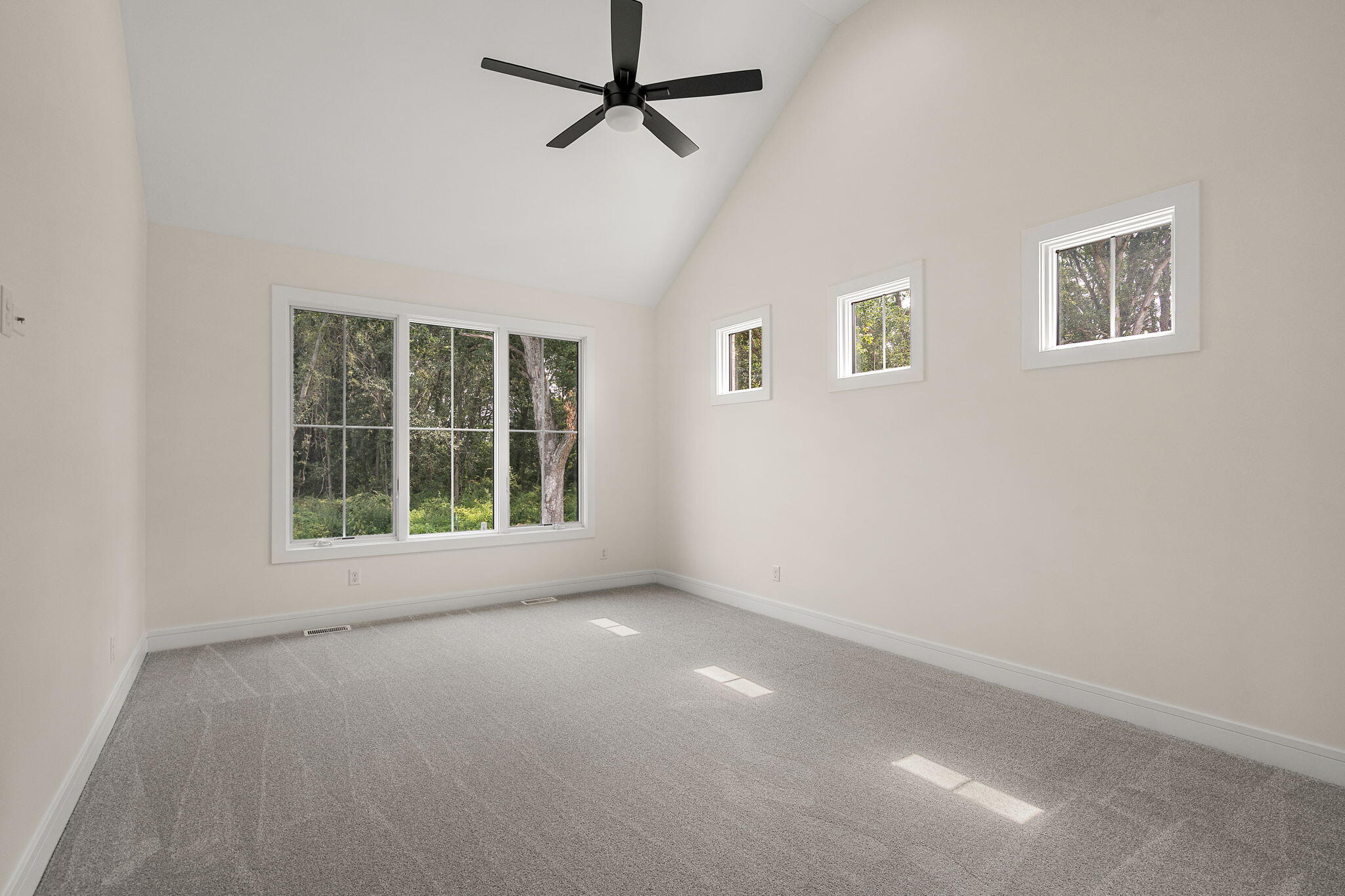 9541 Dunegrass Way, St. John, IN 46373; Image #32