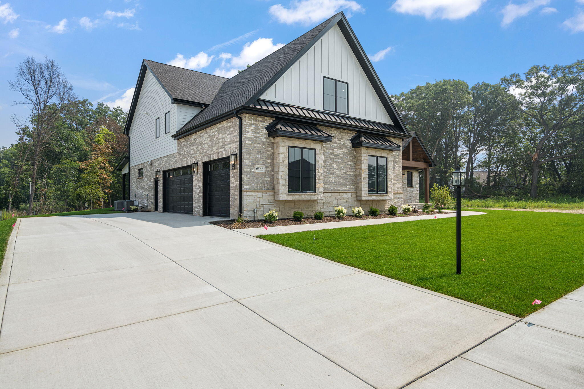 9541 Dunegrass Way, St. John, IN 46373; Image #54