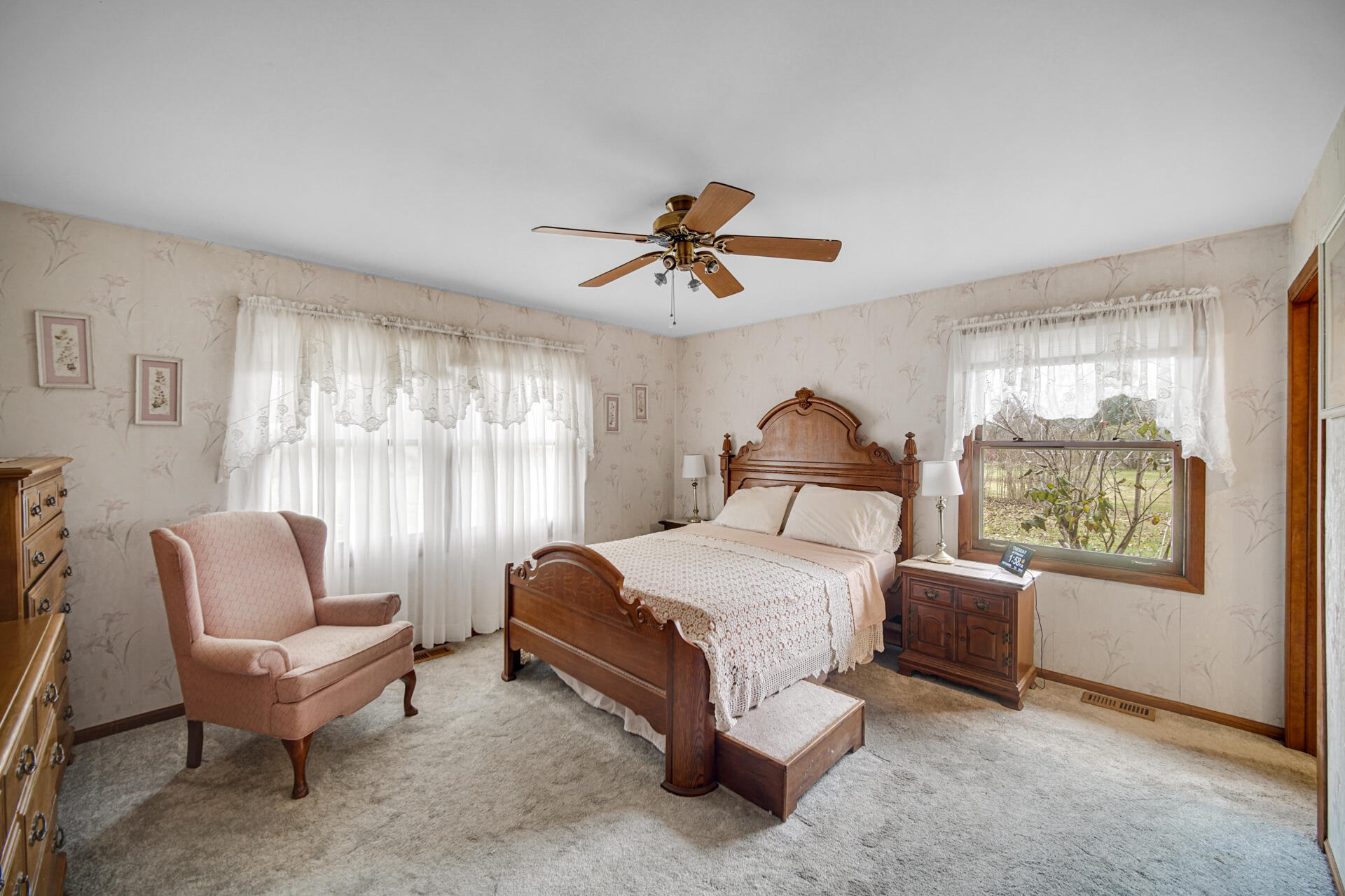 660 N 700 W, Hobart, IN 46342; Image #14