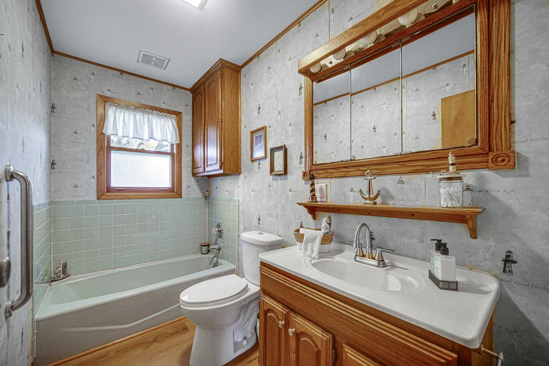 660 N 700 W, Hobart, IN 46342; Image #17