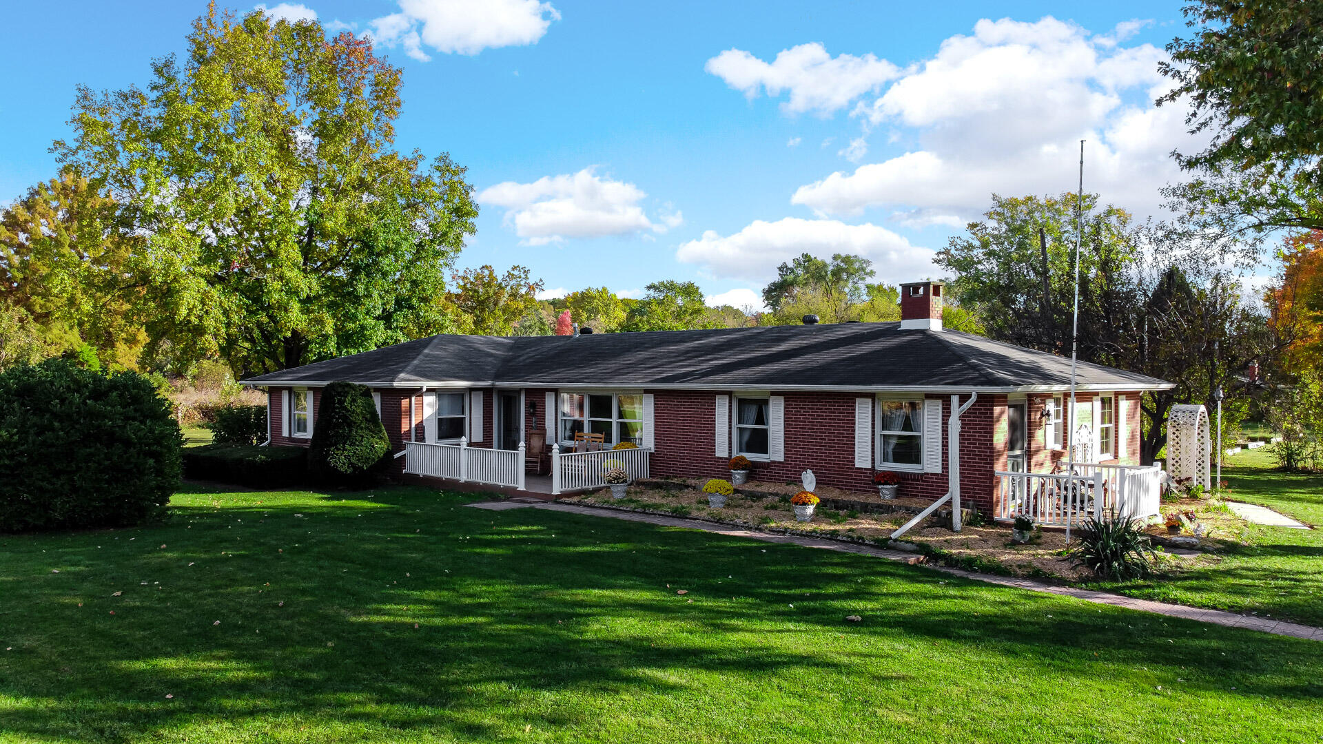 660 N 700 W, Hobart, IN 46342; Image #27