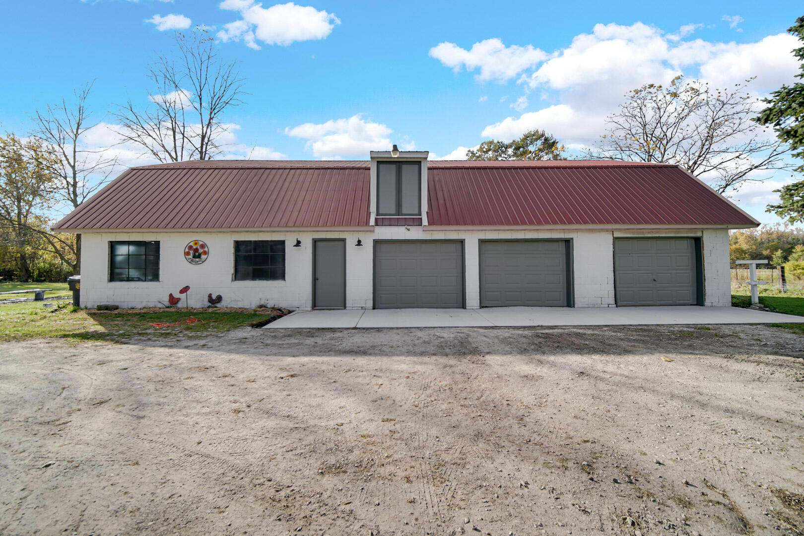 660 N 700 W, Hobart, IN 46342; Image #37
