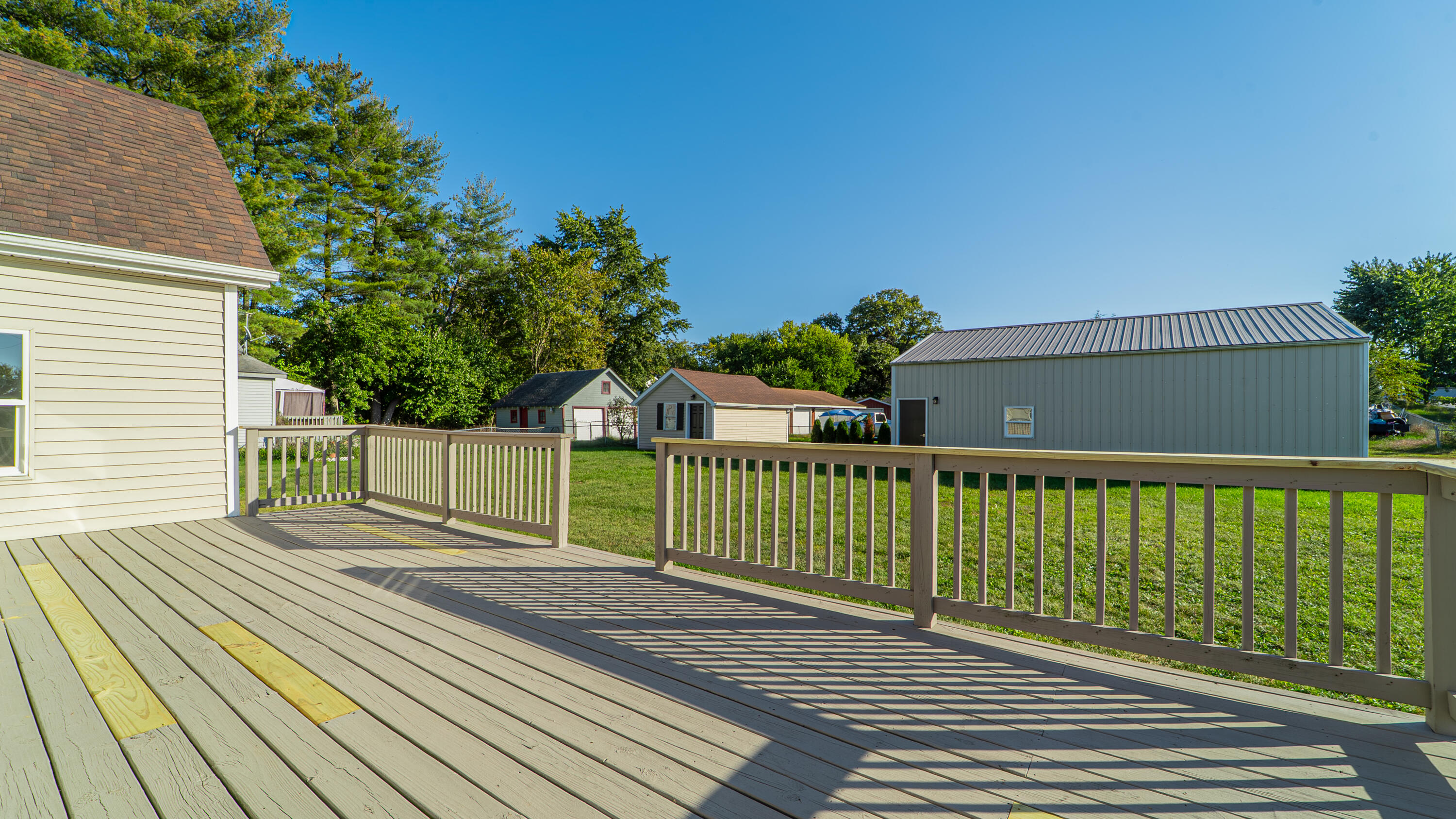 205 E Grove Street, Wheatfield, IN 46392; Image #37