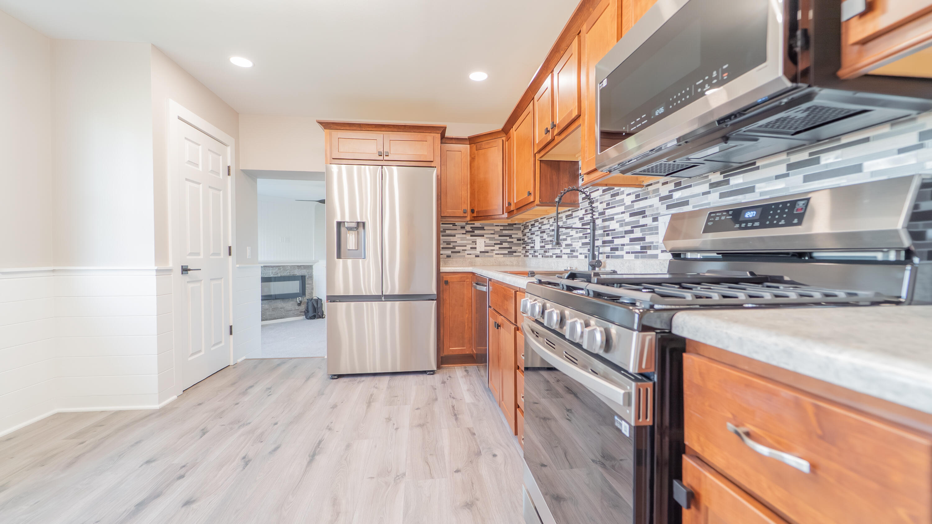 205 E Grove Street, Wheatfield, IN 46392; Image #5