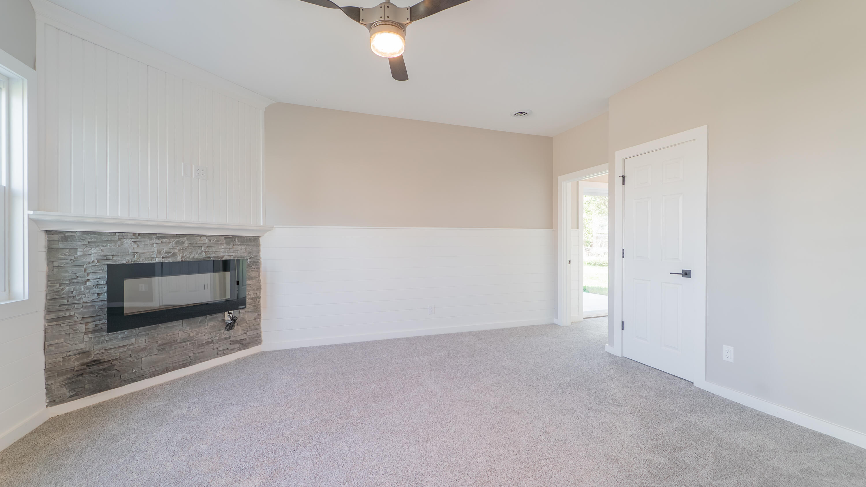 205 E Grove Street, Wheatfield, IN 46392; Image #9