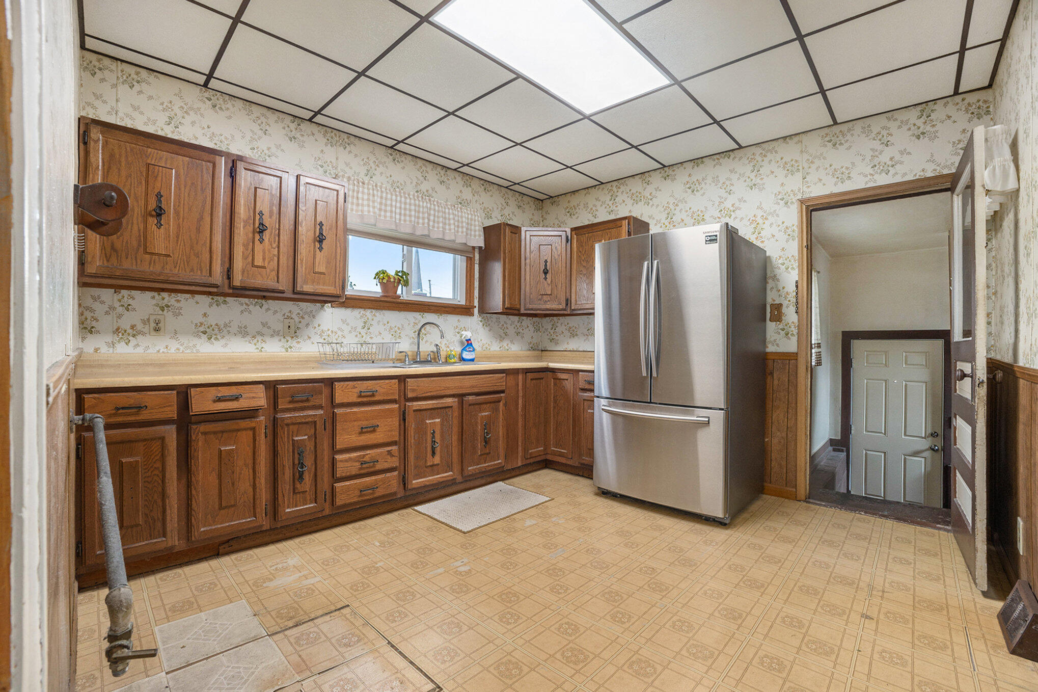 112 E Warren Street, Michigan City, IN 46360; Image #7