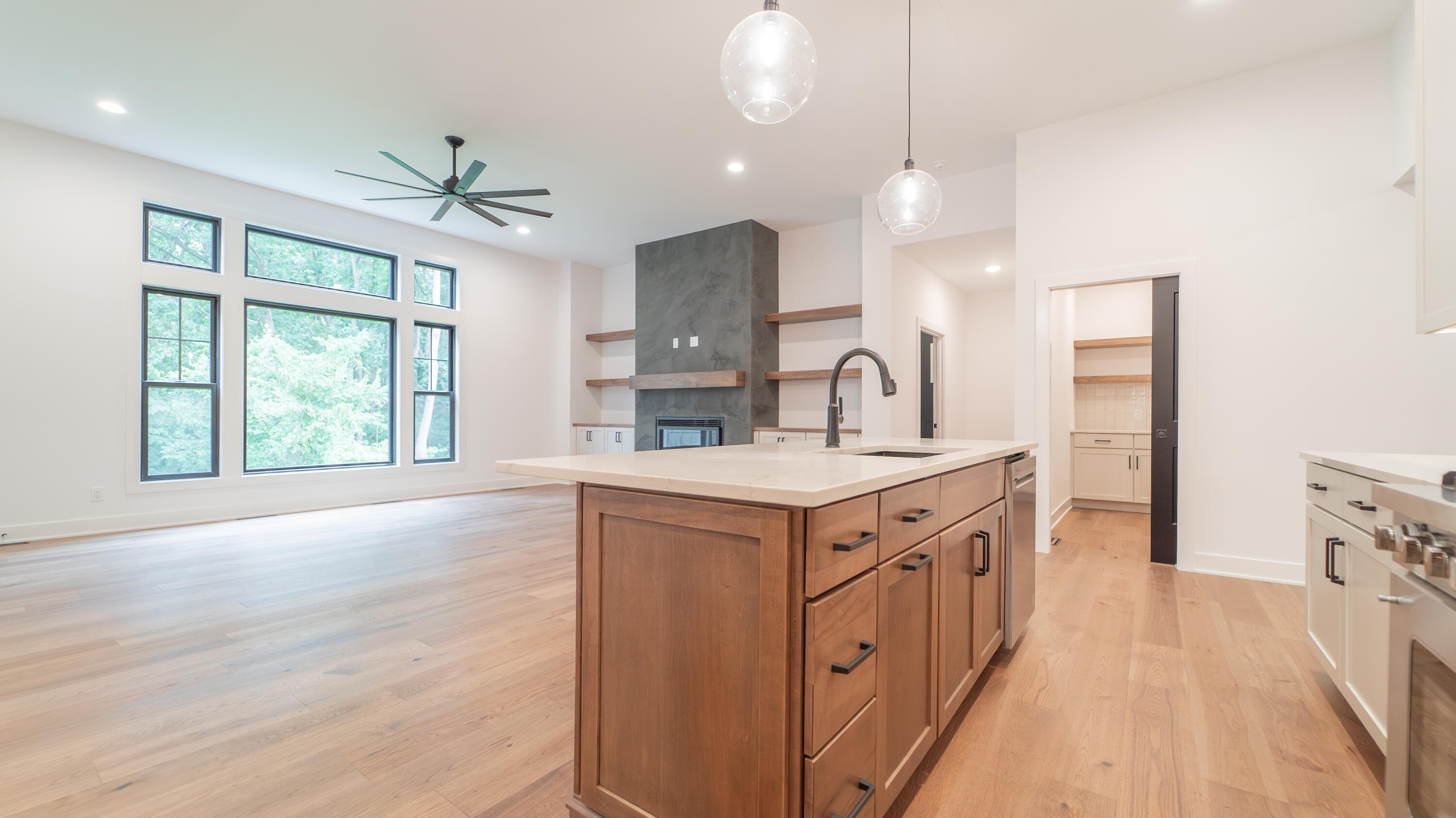161 N Winterberry Drive, Valparaiso, IN 46385; Image #11