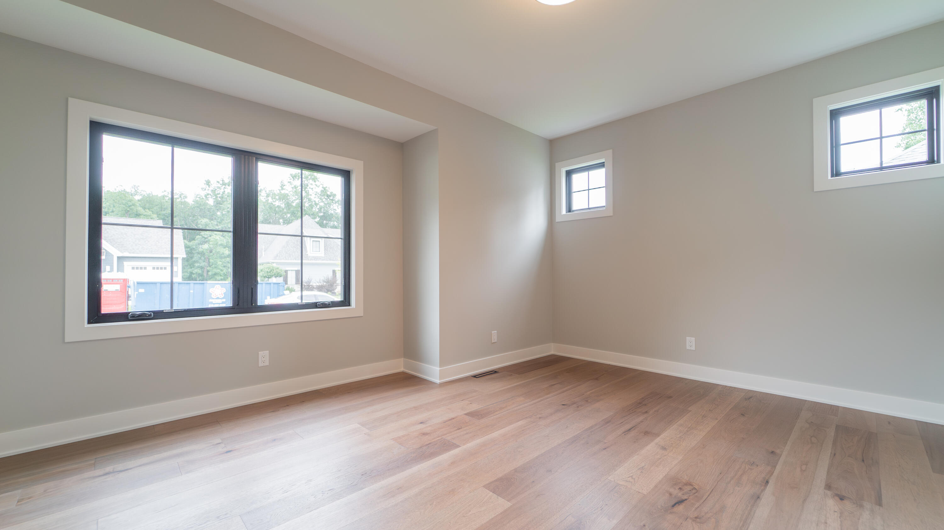 161 N Winterberry Drive, Valparaiso, IN 46385; Image #44