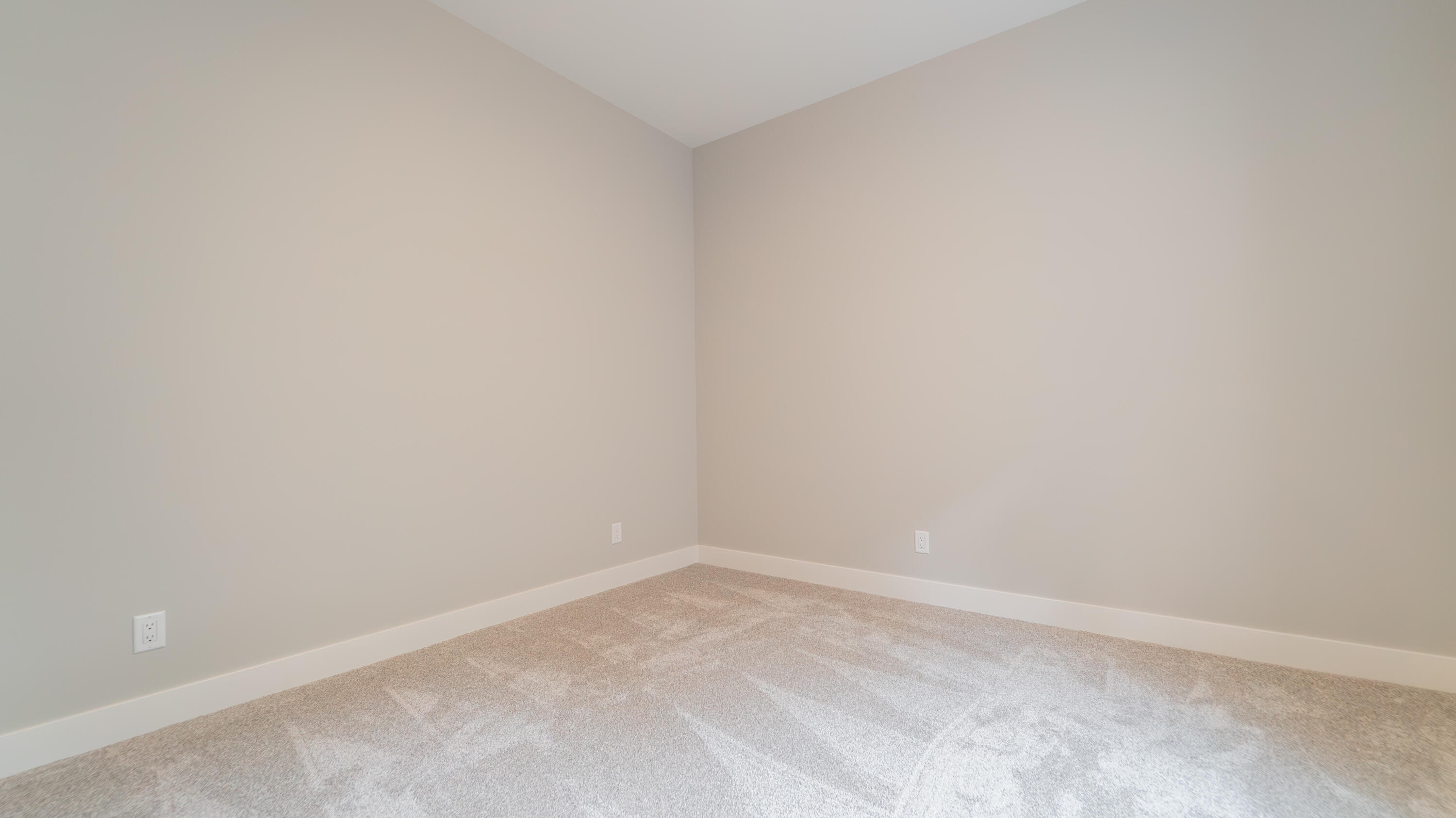 161 N Winterberry Drive, Valparaiso, IN 46385; Image #55