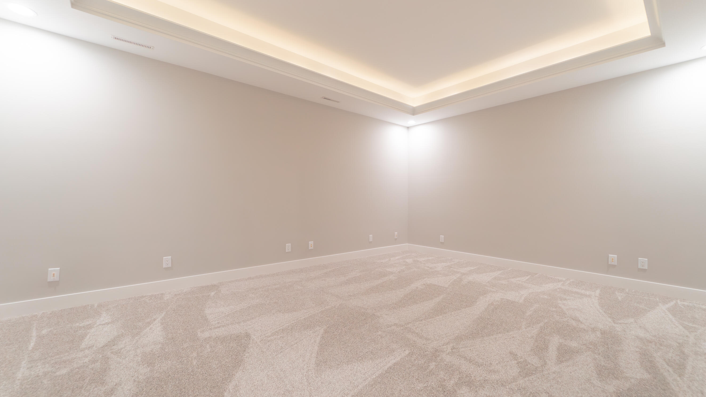 161 N Winterberry Drive, Valparaiso, IN 46385; Image #59
