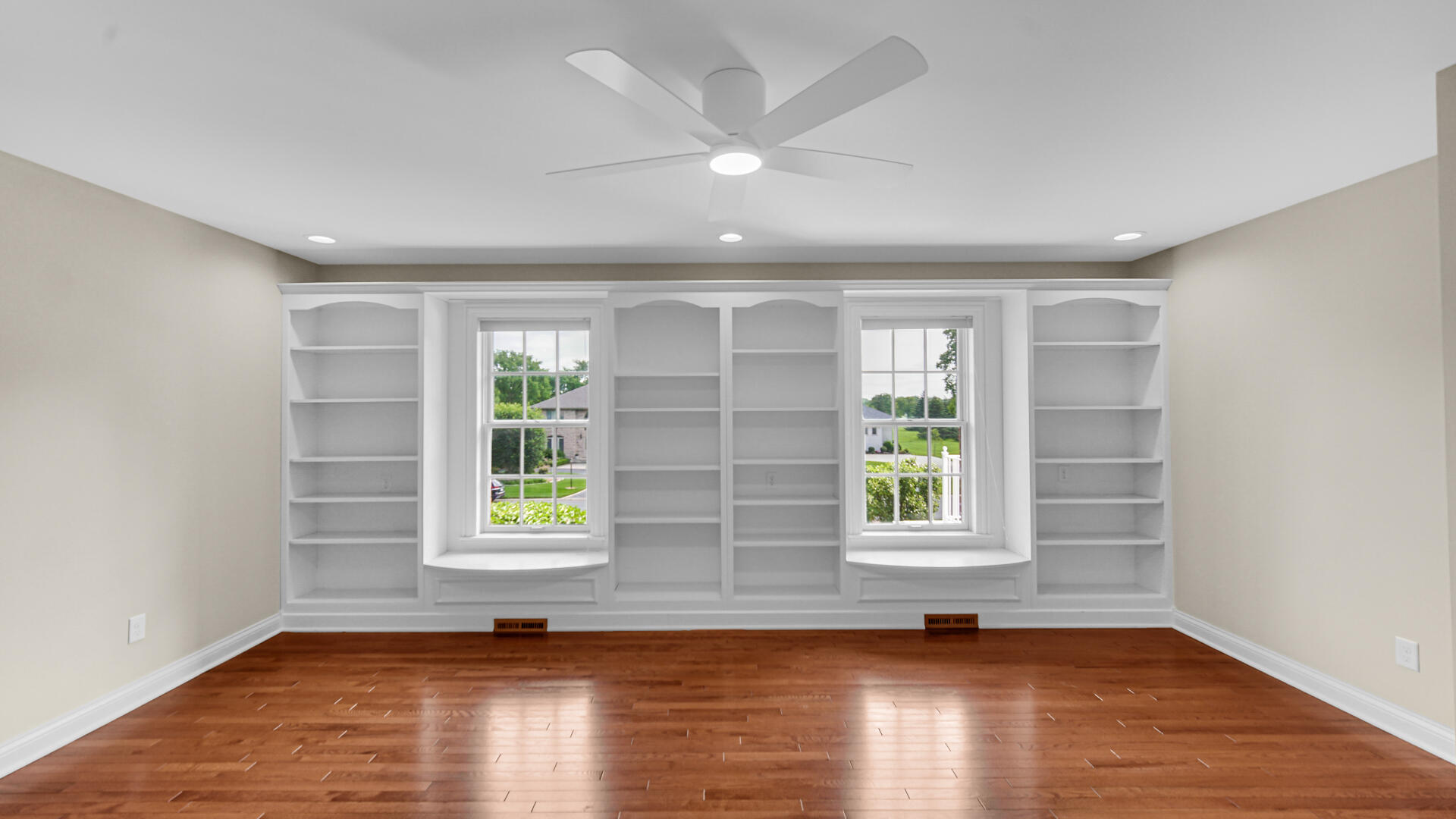 836 Killarney Drive, Dyer, IN 46311; Image #32