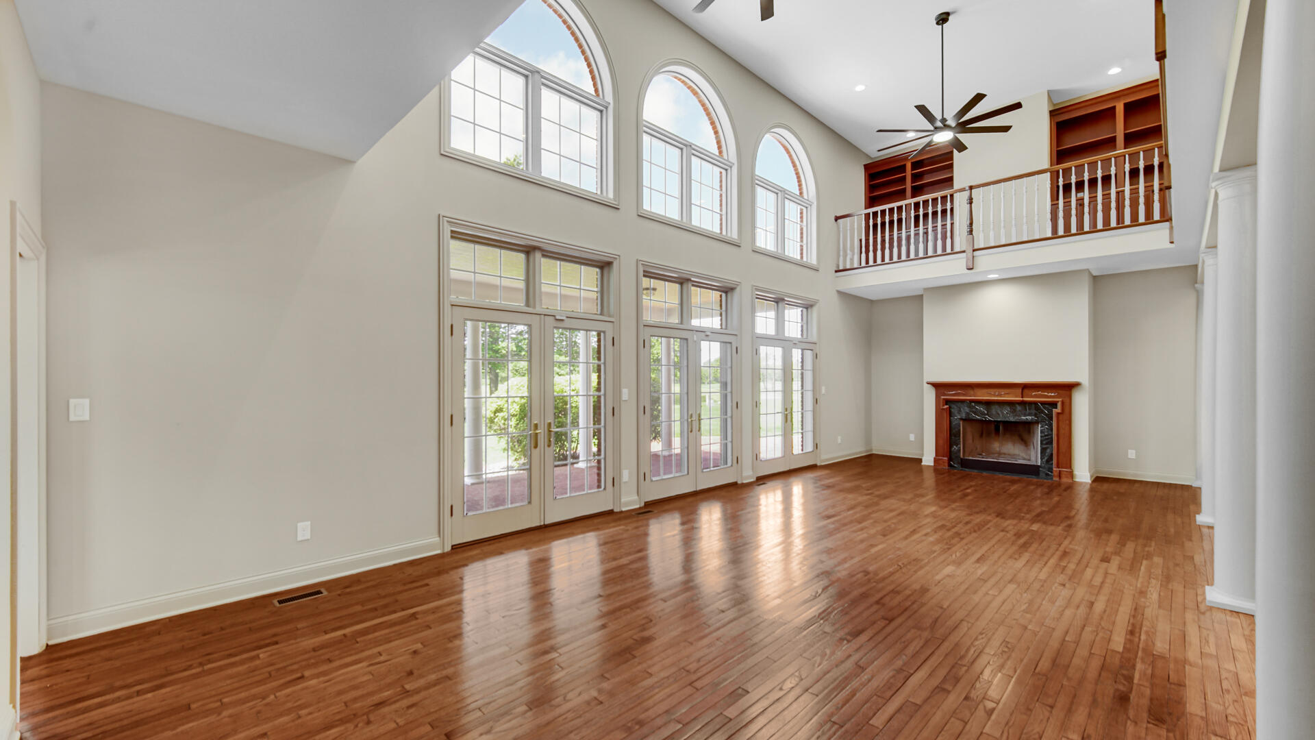836 Killarney Drive, Dyer, IN 46311; Image #5