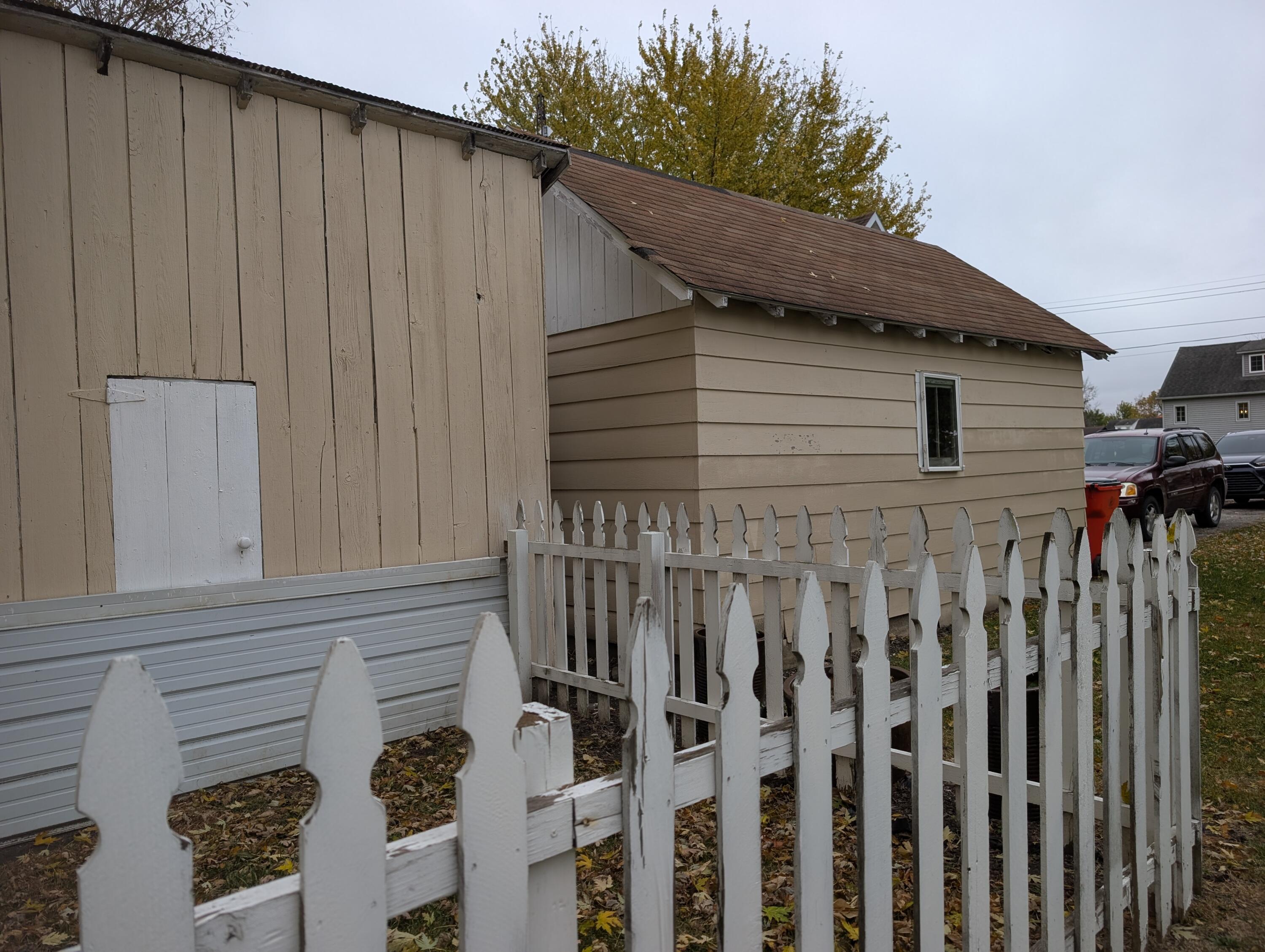 601 W Gordon Street, Francesville, IN 47946; Image #21